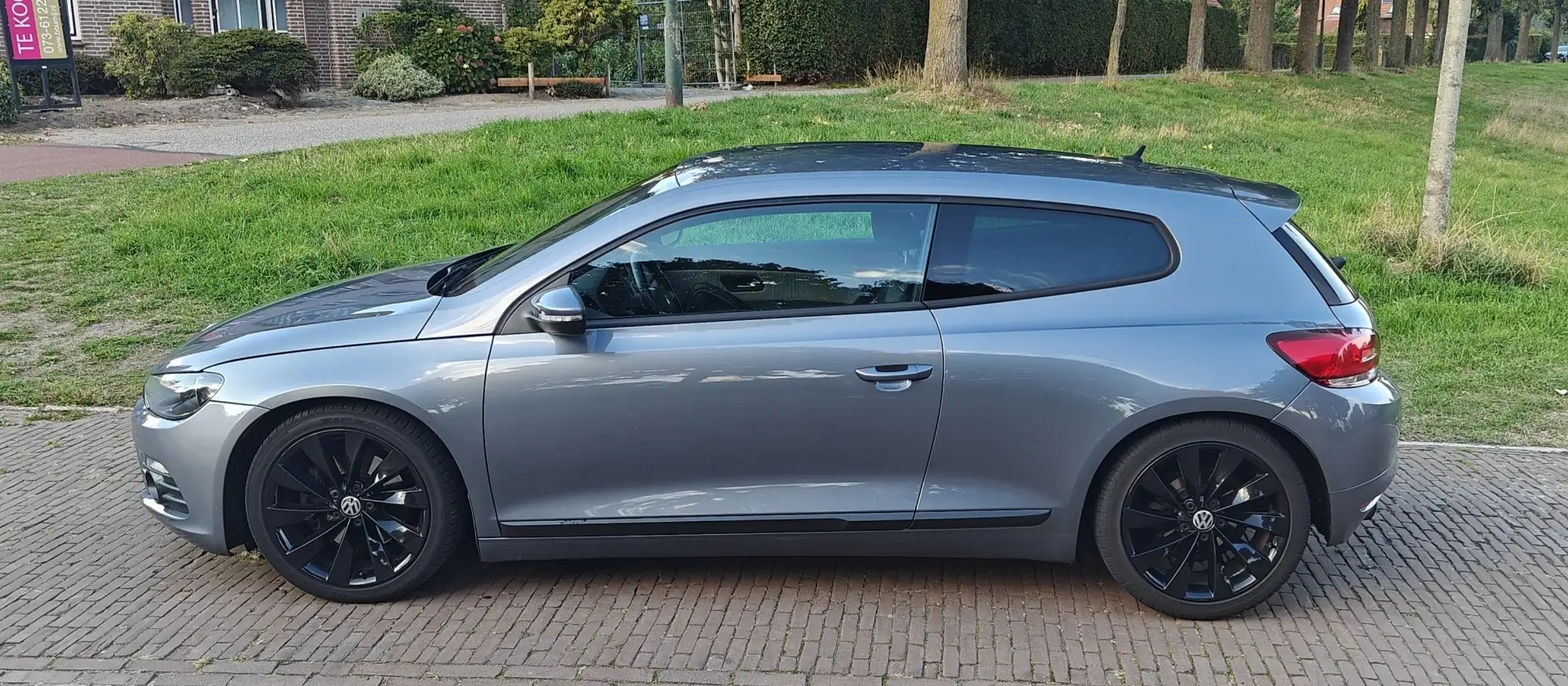 Volkswagen Scirocco 1.4 TSI Grijs - 2