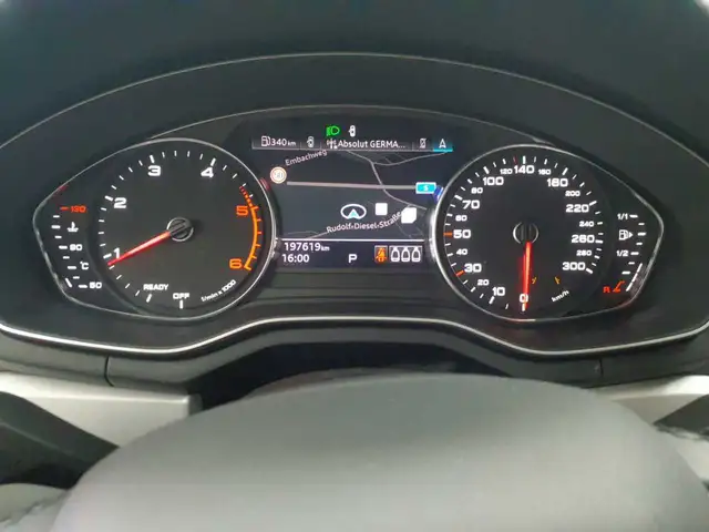 Audi A4 view 5