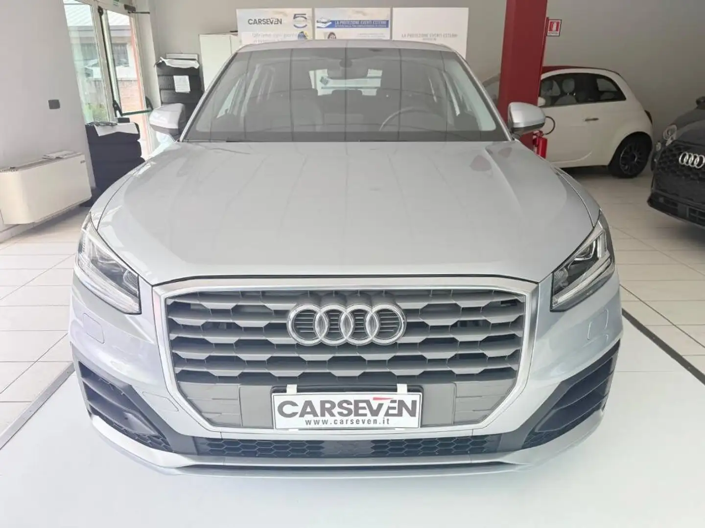 Audi Q2 30 1.0 tfsi S line edition my20 Silber - 2
