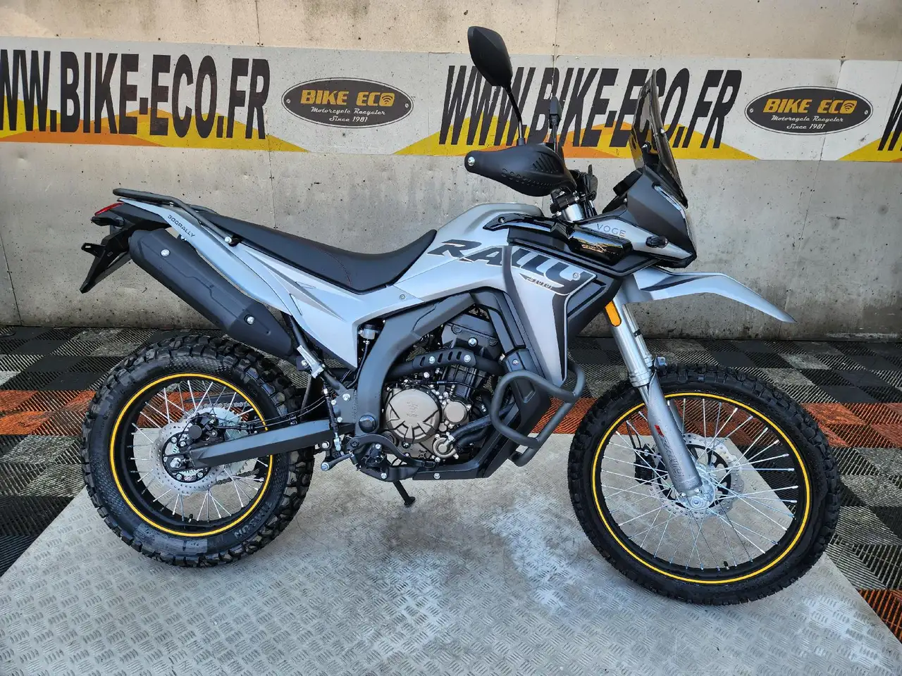 Voge 300R