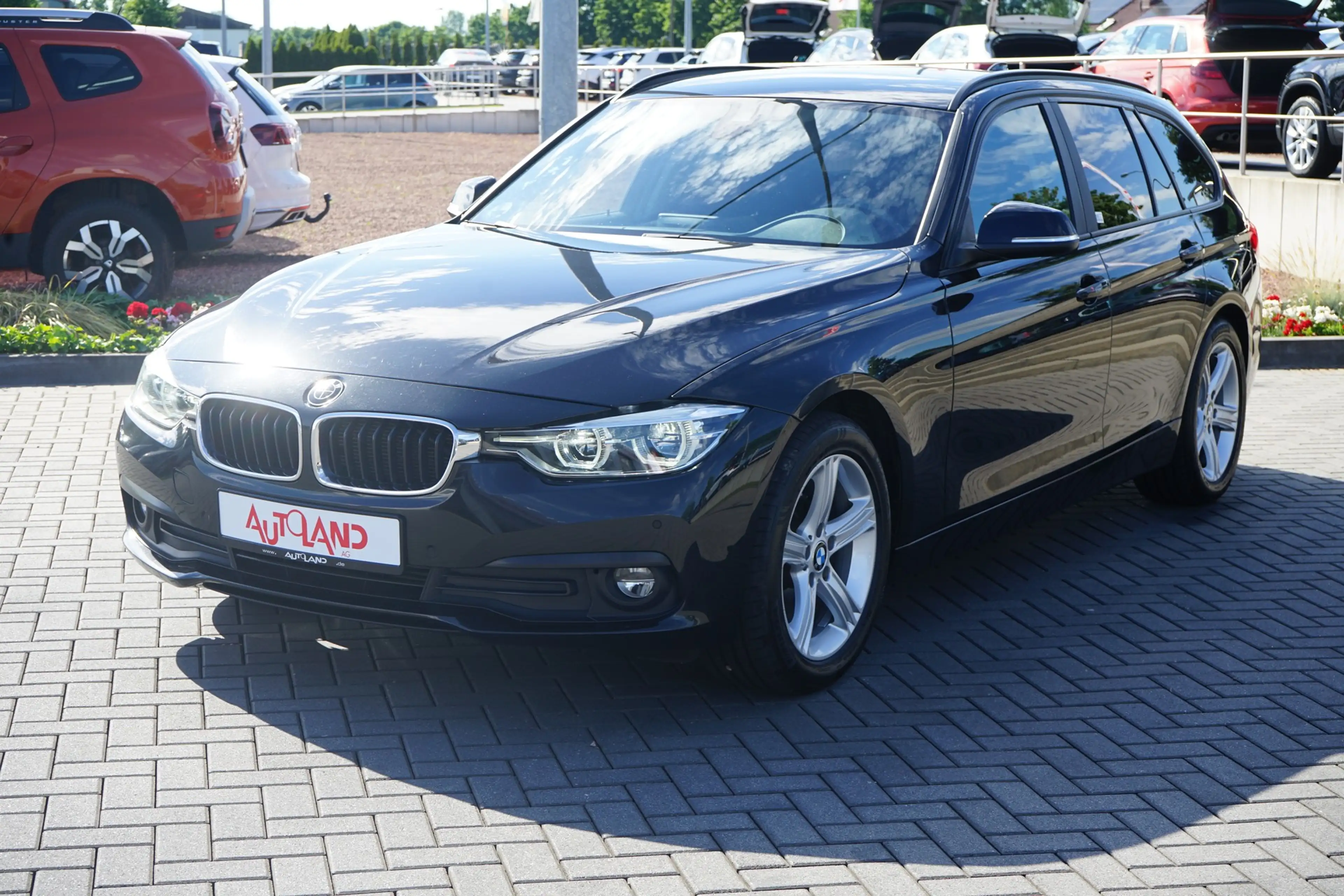 BMW 316 316d Advantage LED Navi AAC SHZ H&K el. Heckklappe — photo 2