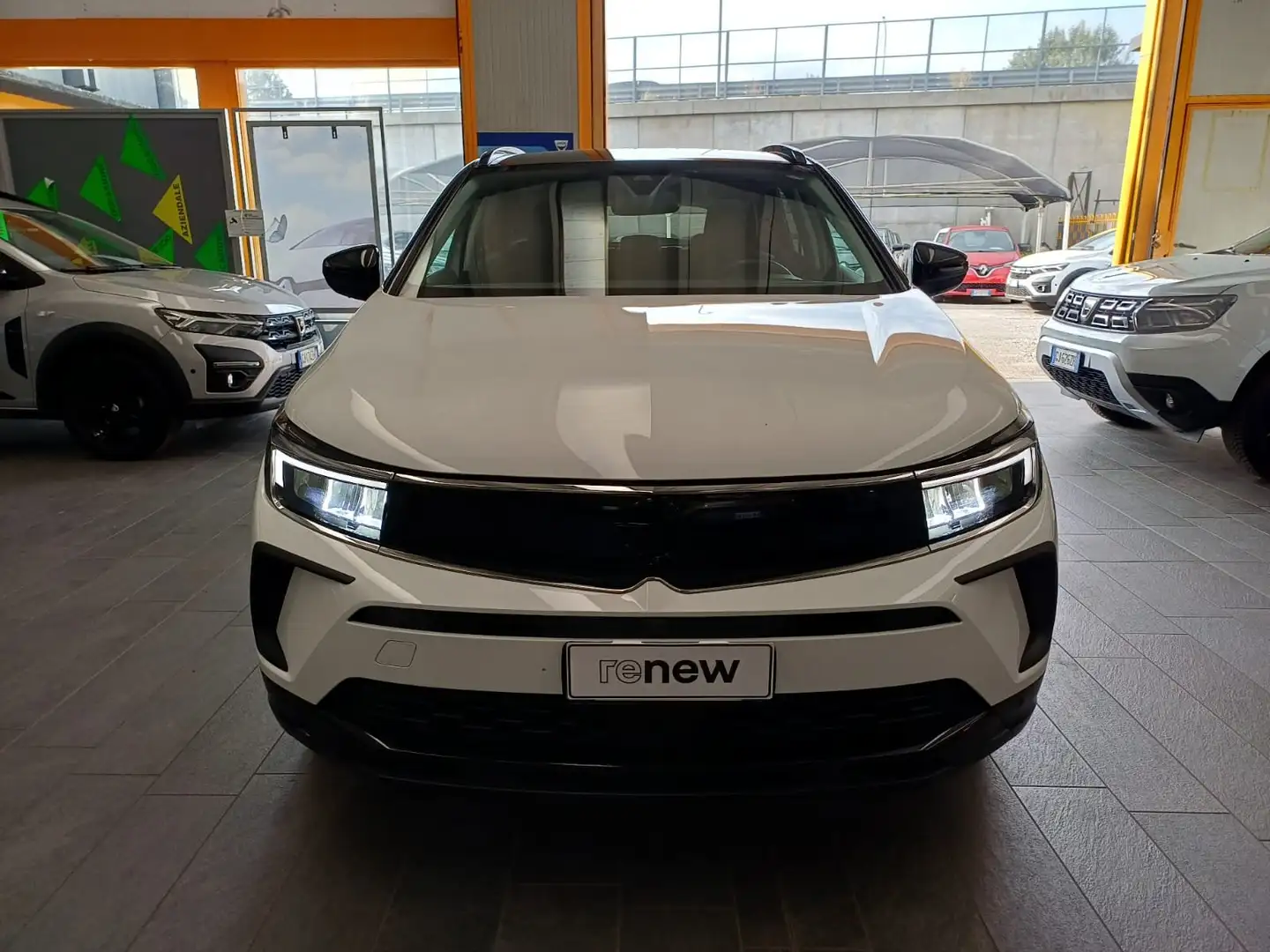 Opel Grandland X GS Line 1.2 s&s 130cv Blanc - 2