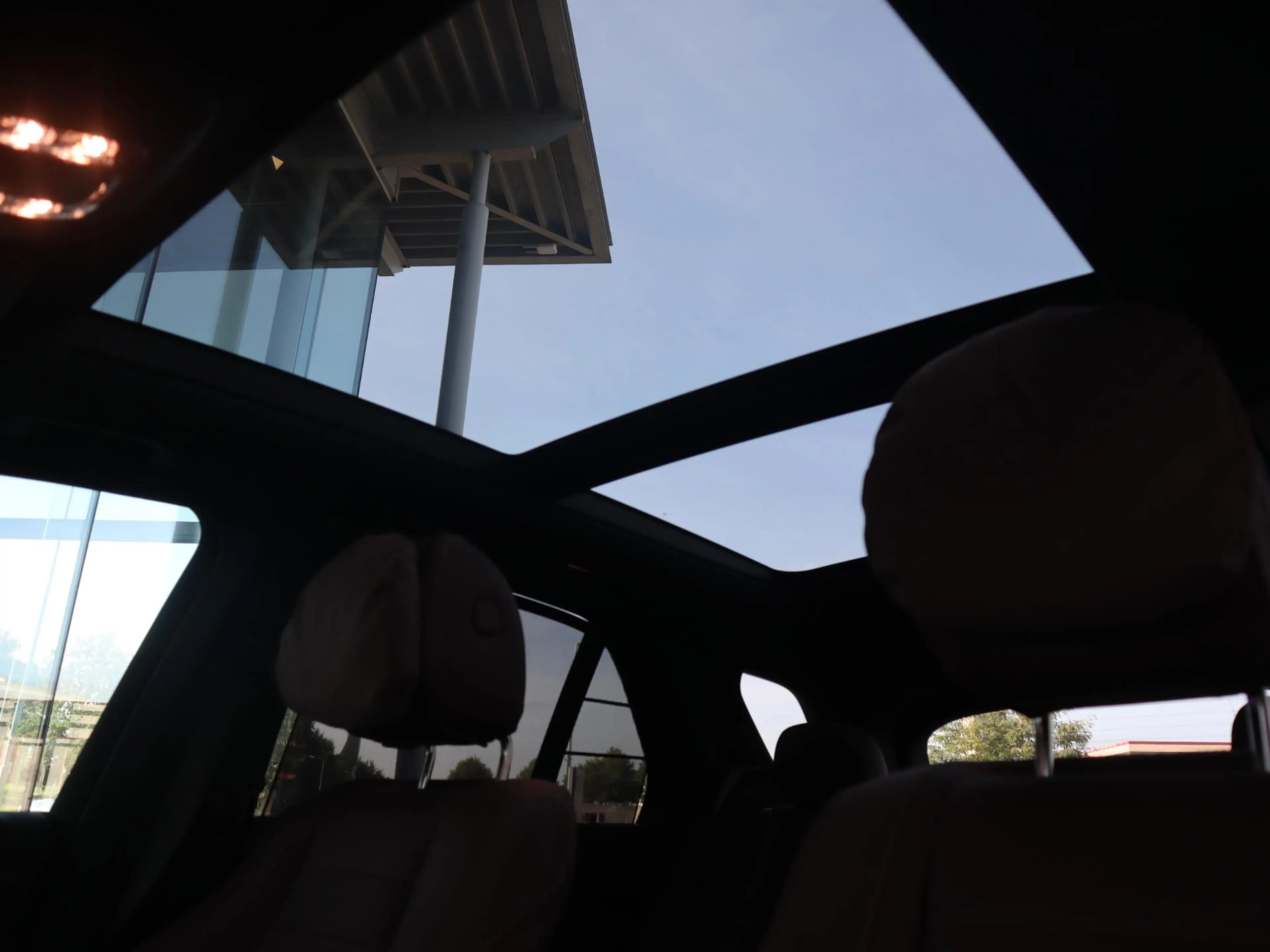 Mercedes-Benz GLE 400 e 4MATIC AMG Line — photo 13