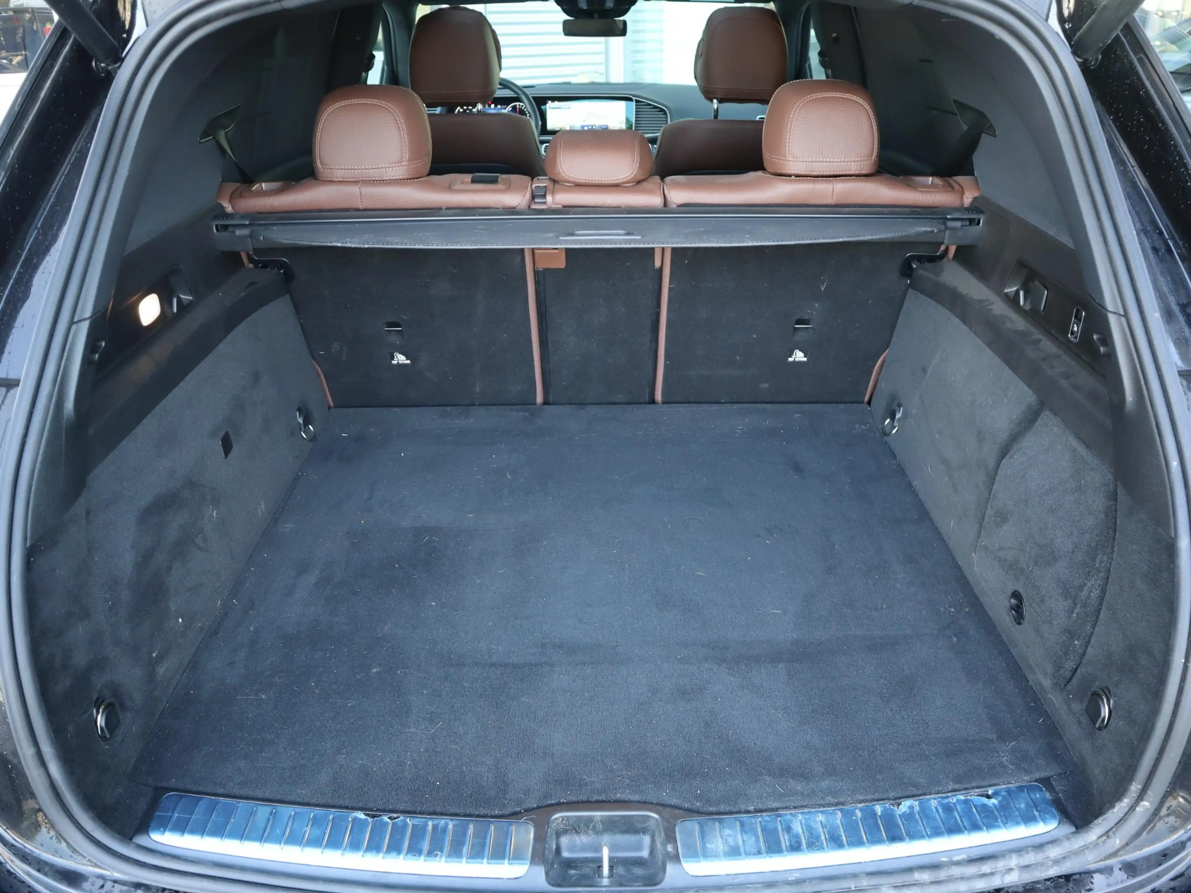 Mercedes-Benz GLE 400 e 4MATIC AMG Line — photo 7