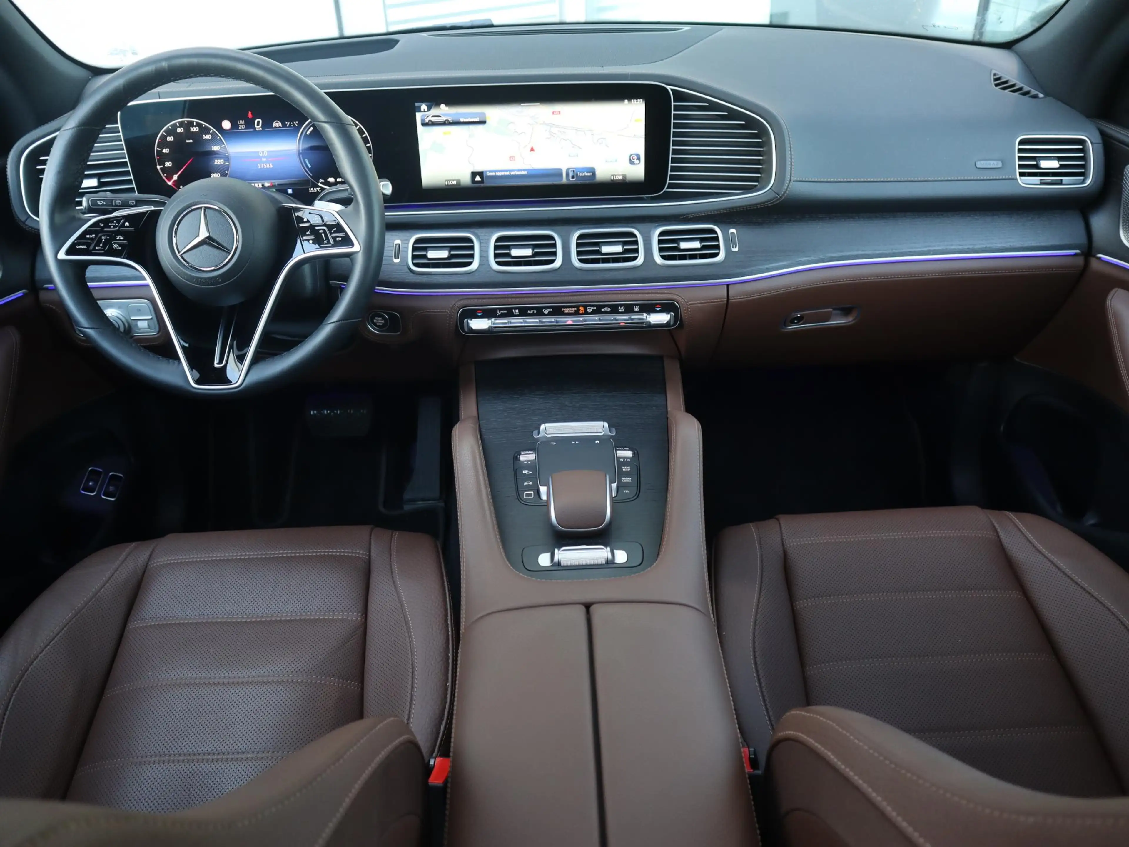 Mercedes-Benz GLE 400 e 4MATIC AMG Line — photo 15