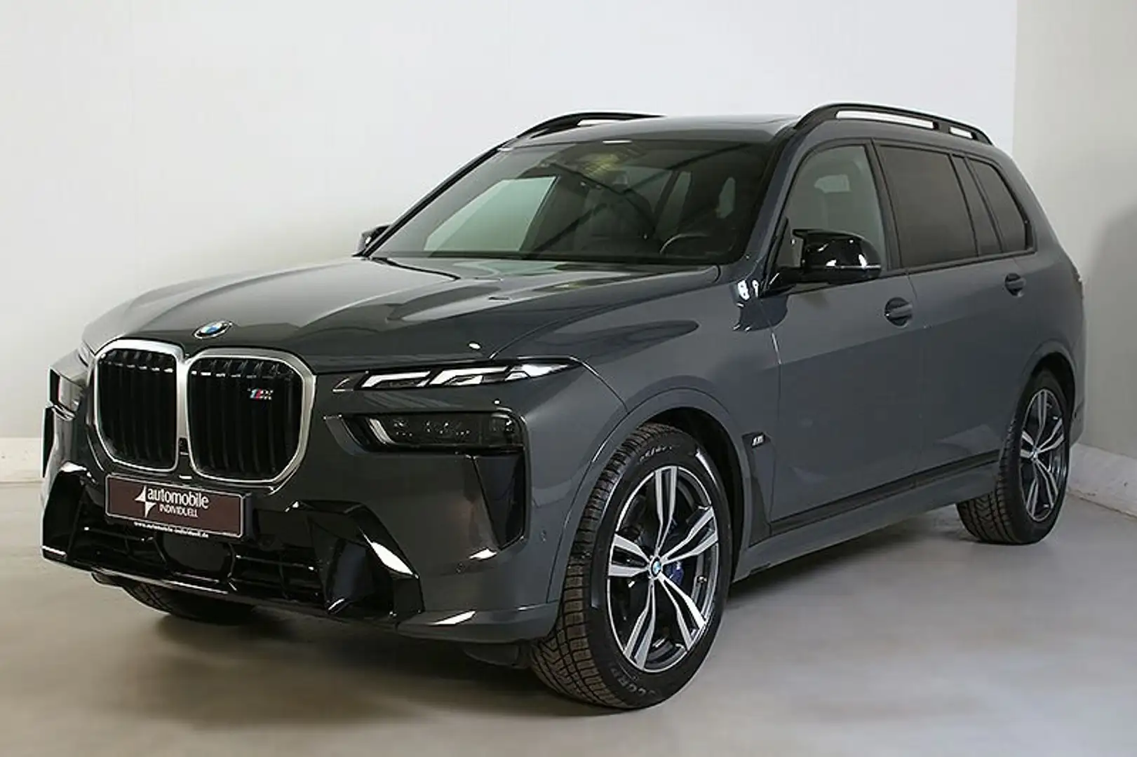BMW X7 M 60i xDr. Panorama Standh ACC HuD H&K AHK Grau - 2