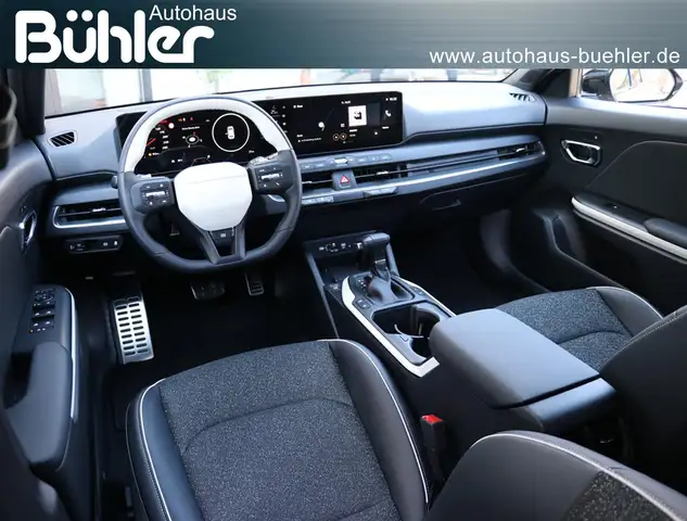 Kia K4