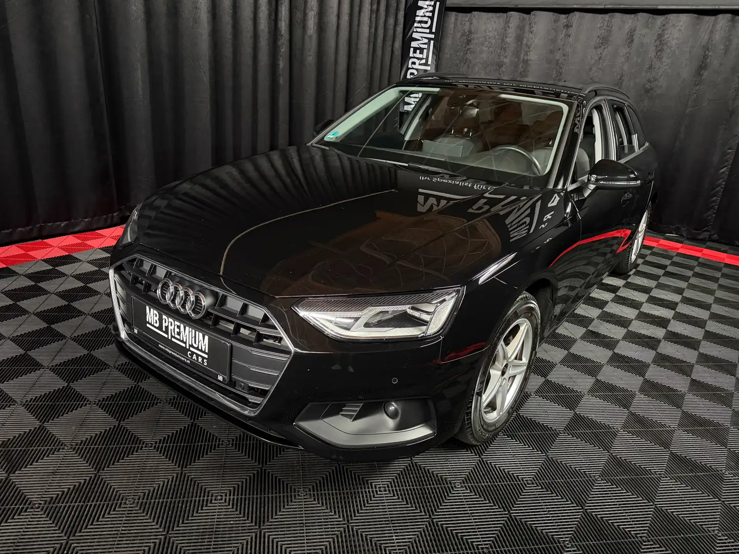 Audi A4 35 TDI *163PS*LED*NAVI*8-fach-bereift* Schwarz - 2