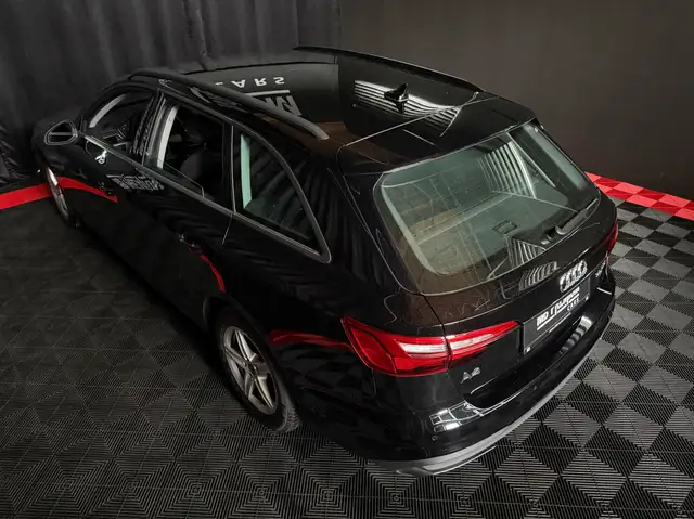 Audi A4 view 17