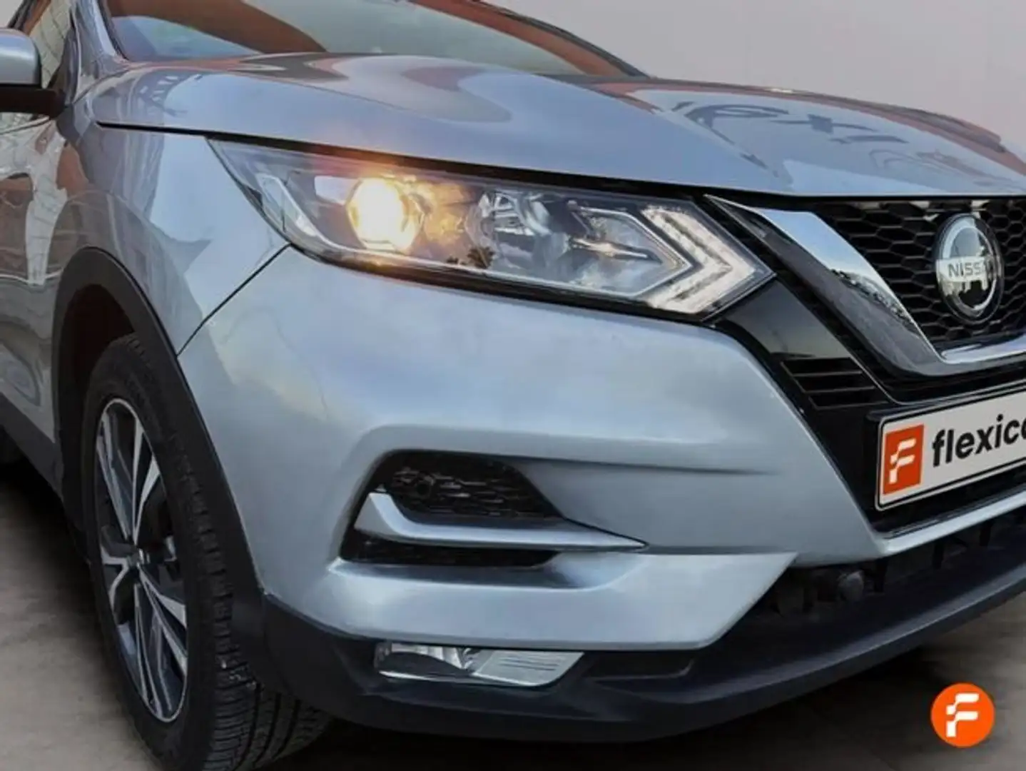 Nissan Qashqai dCi 85 kW (115 CV) E6D DCT N-CONNECTA Gris - 2