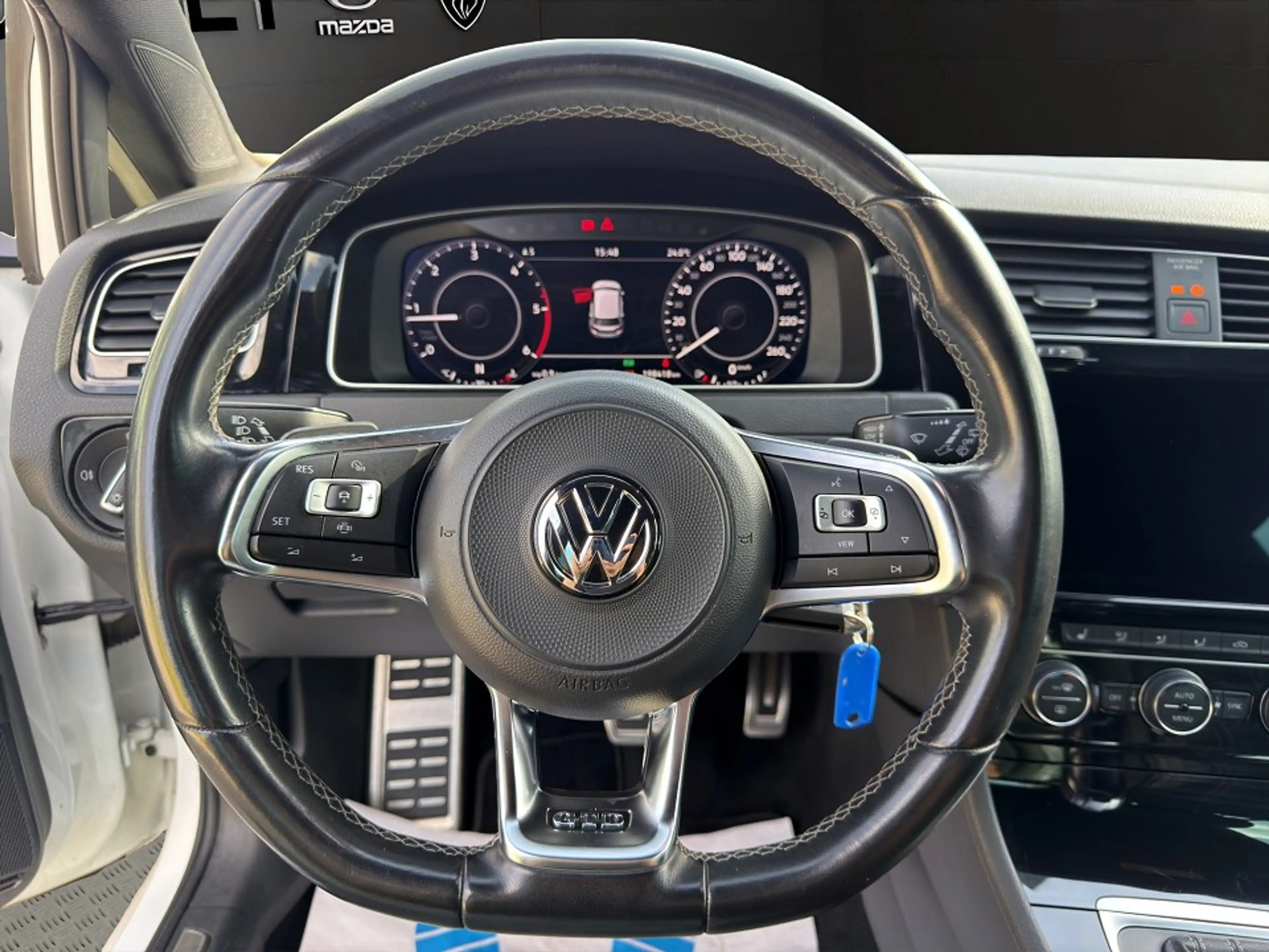 Volkswagen Golf GTD DSG NAVI LED AID — photo 10