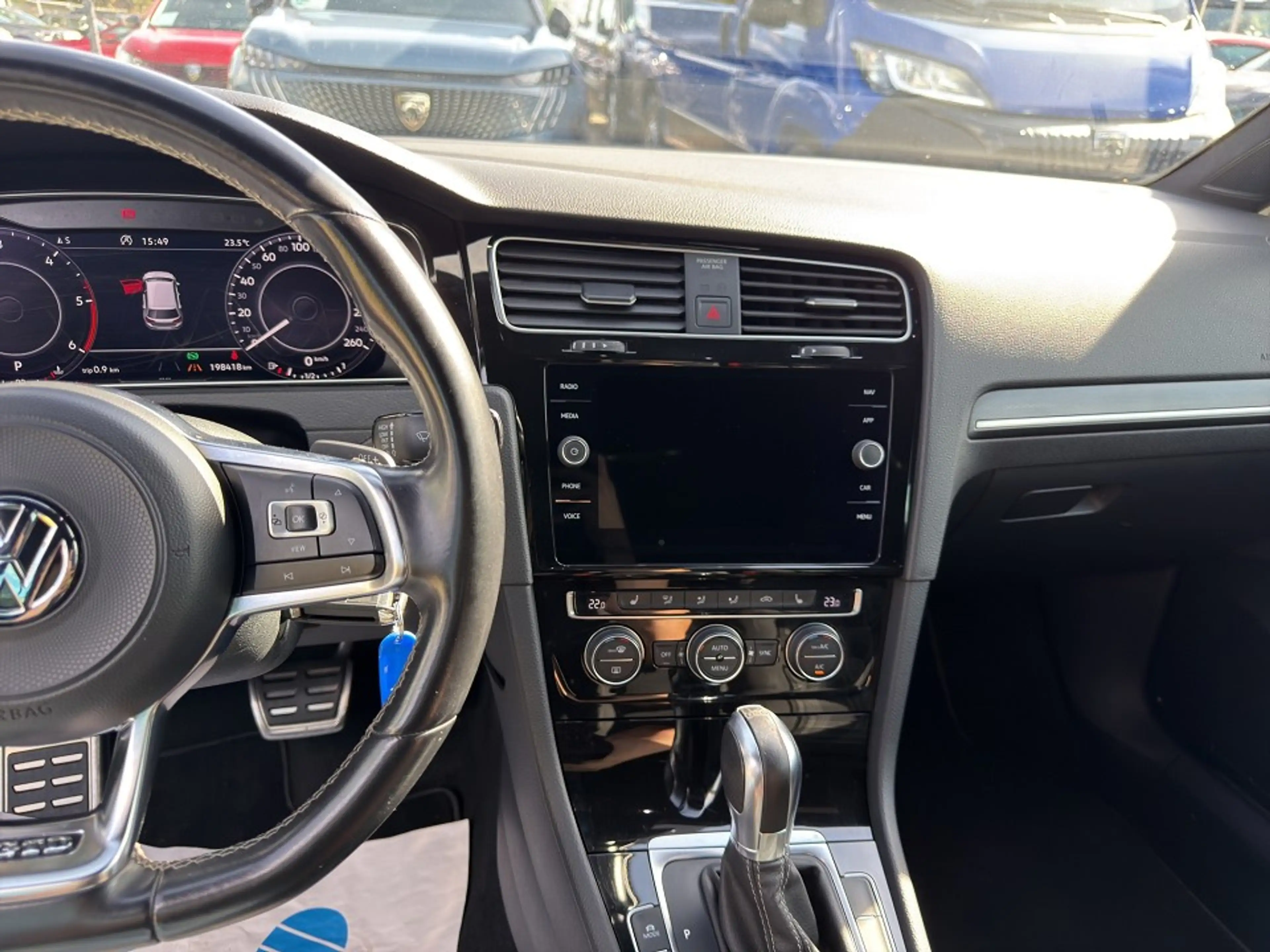 Volkswagen Golf GTD DSG NAVI LED AID — photo 13