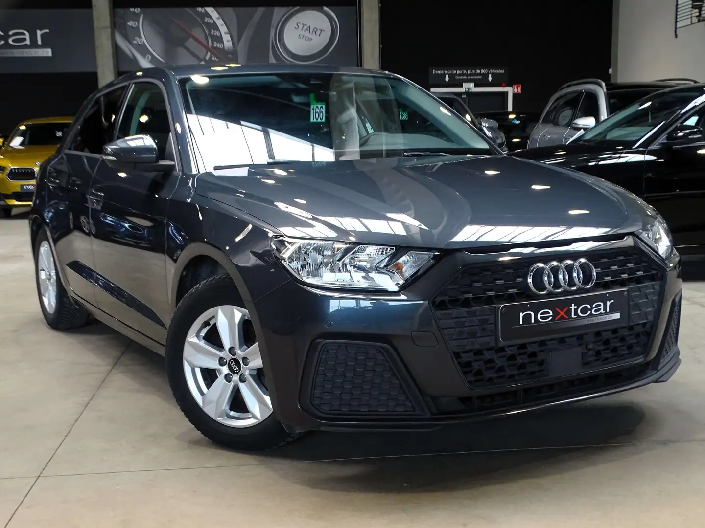 Audi A1 25TFSI SportBack **NAVI-CARPLAY-CRUISE-PARKING** Gris - 2