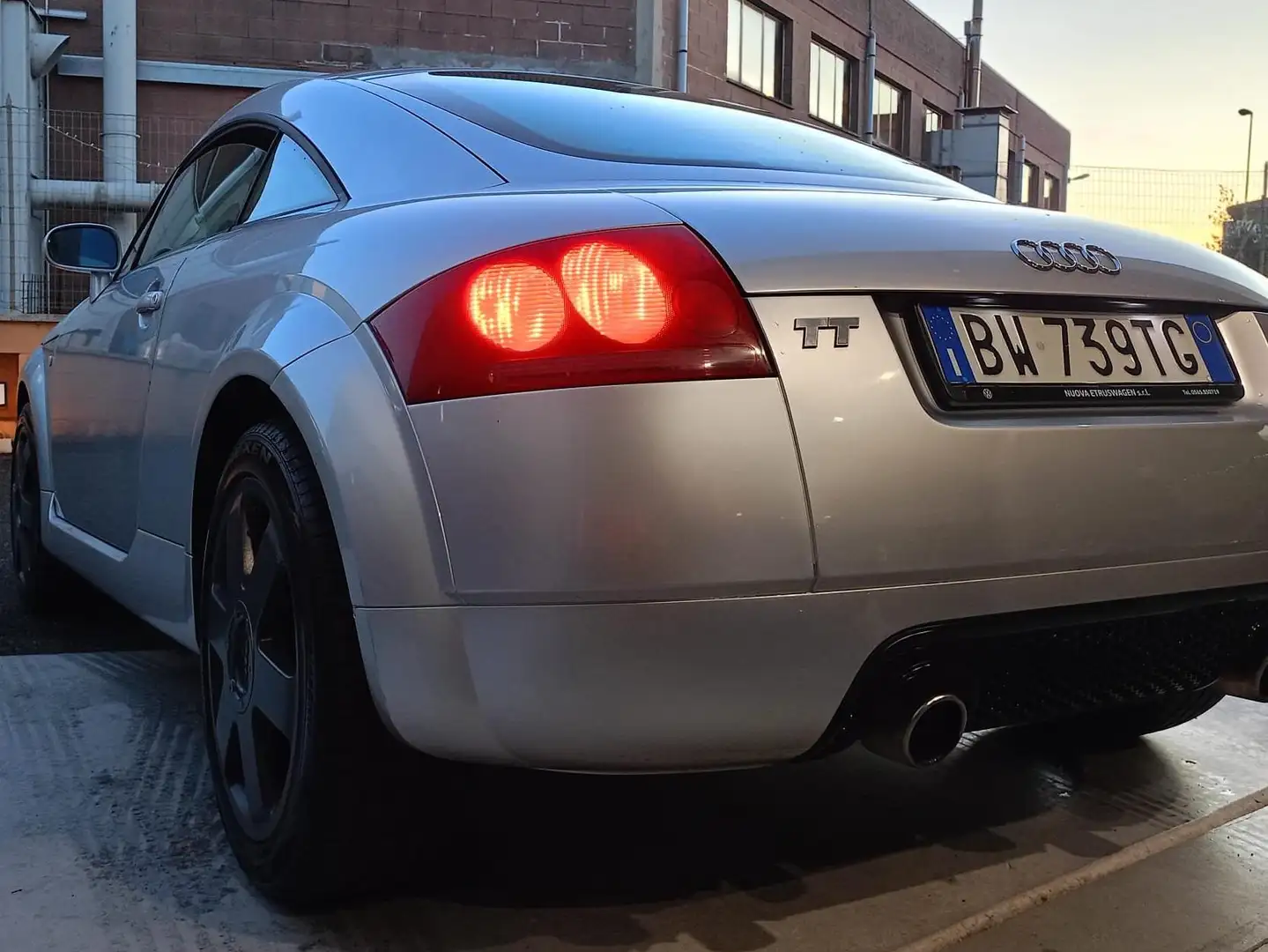 Audi TT TT I 1998 Coupe 1.8t quattro 225cv Grau - 2