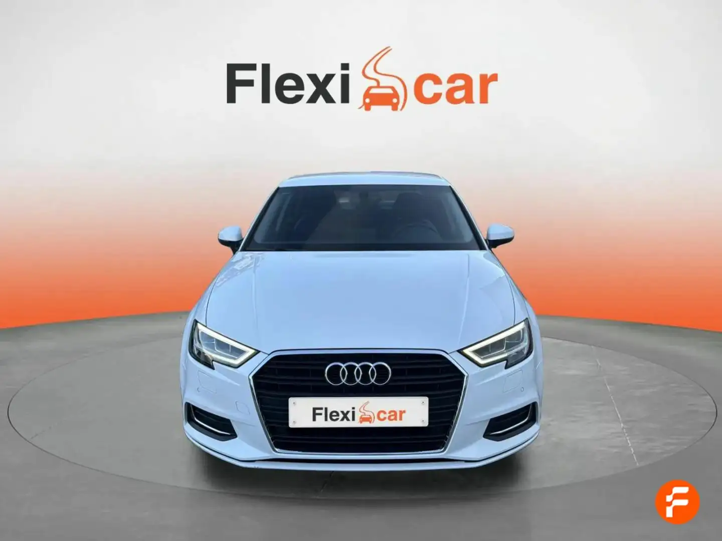 Audi A3 Sedán 35 TFSI S tronic 110kW Blanc - 2