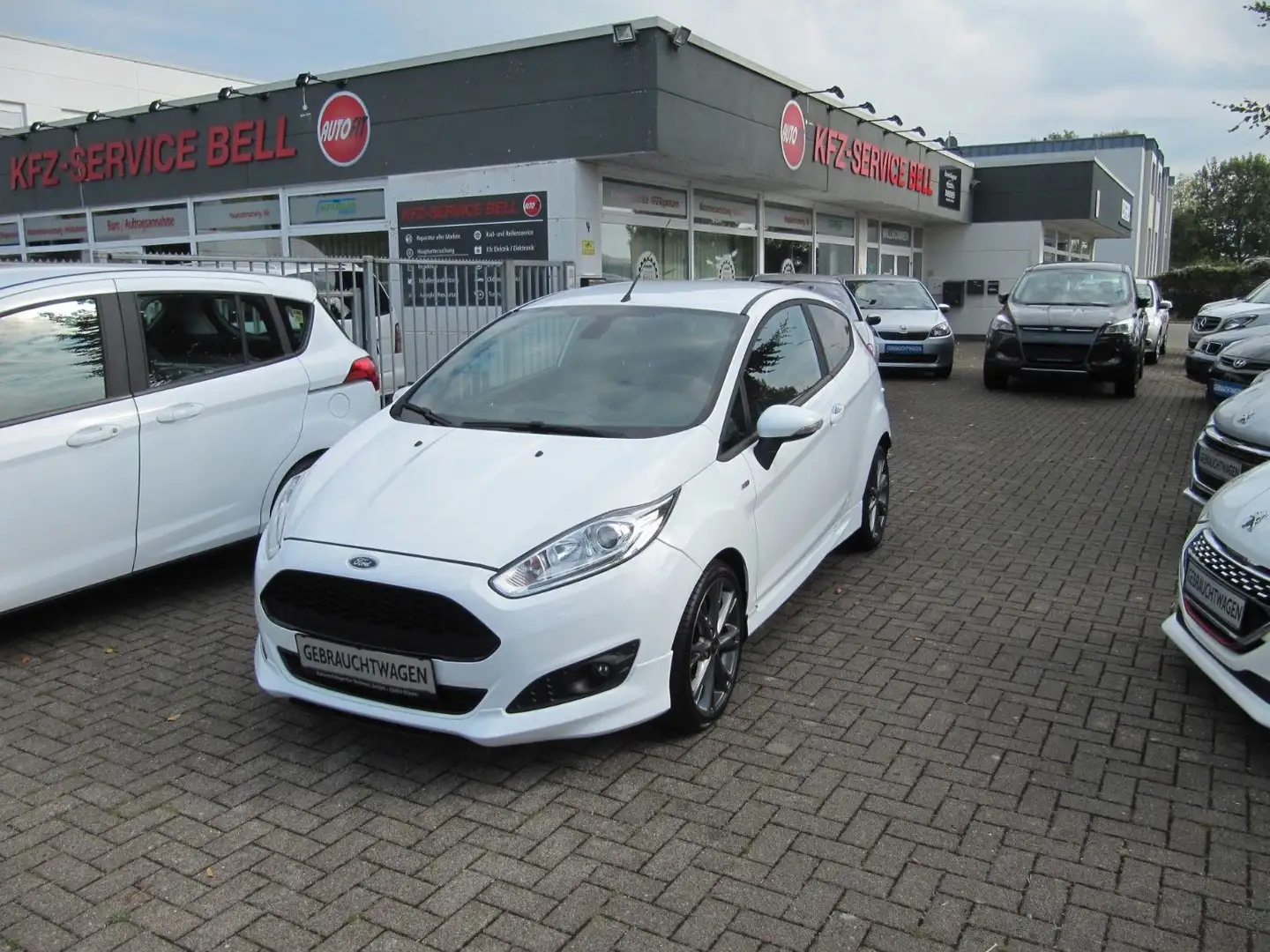 Ford Fiesta ST-Line,Euro6,Navi,Klima,67299Km. Blanc - 1