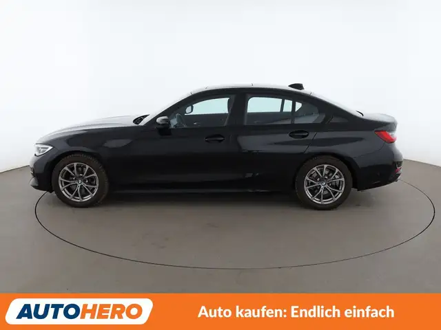 BMW 3 Series view 3