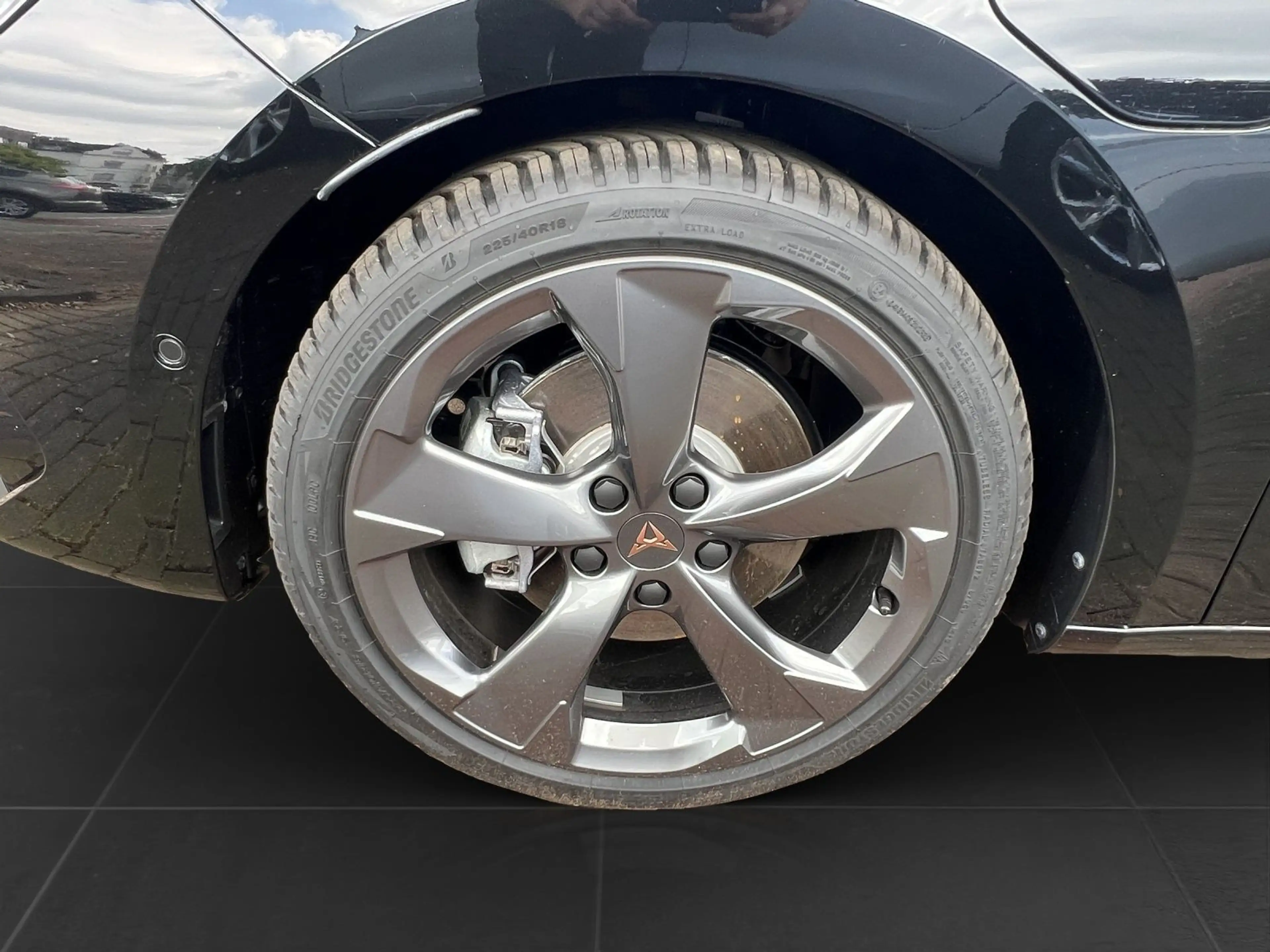 CUPRA Leon Sportstourer 1.5 e-HYBRID DSG HD MATRIX REA — photo 7