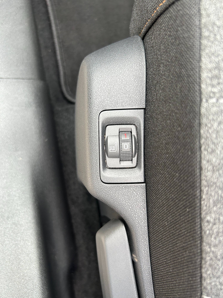 Citroen C3 PureTech 110 EAT6 Shine Pack — photo 14