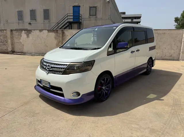 Nissan Serena C25 2.0 Benzina 137cv 101 Kw - 8 POSTI - Guida a DESTRA - Cambio AUTOMATICO CVT - Verniciatura Personalizzata - EURO 5