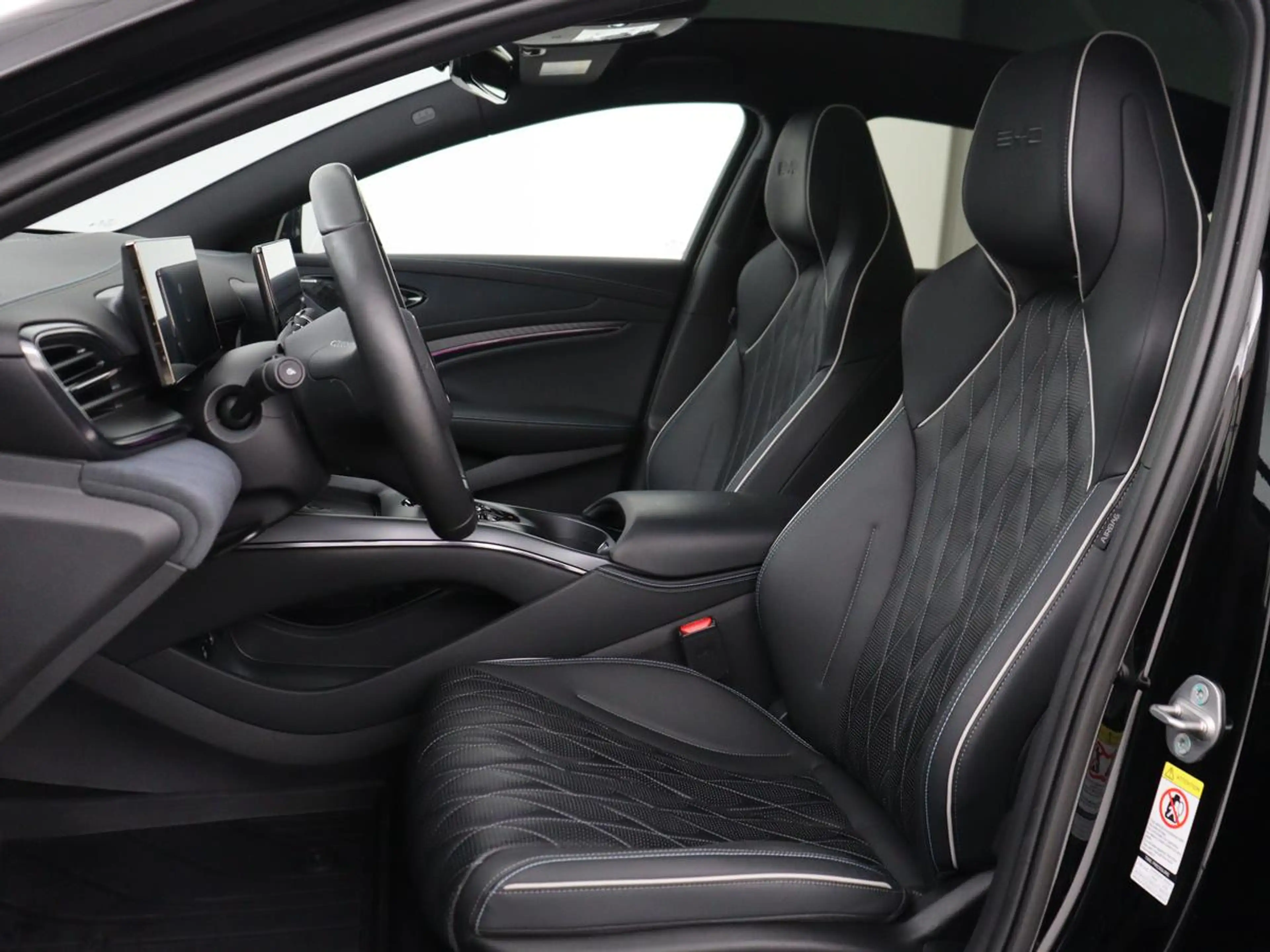 BYD Seal Design RWD 82.5 kW | SOH 95,9% | Panoramadak | Sto — photo 5