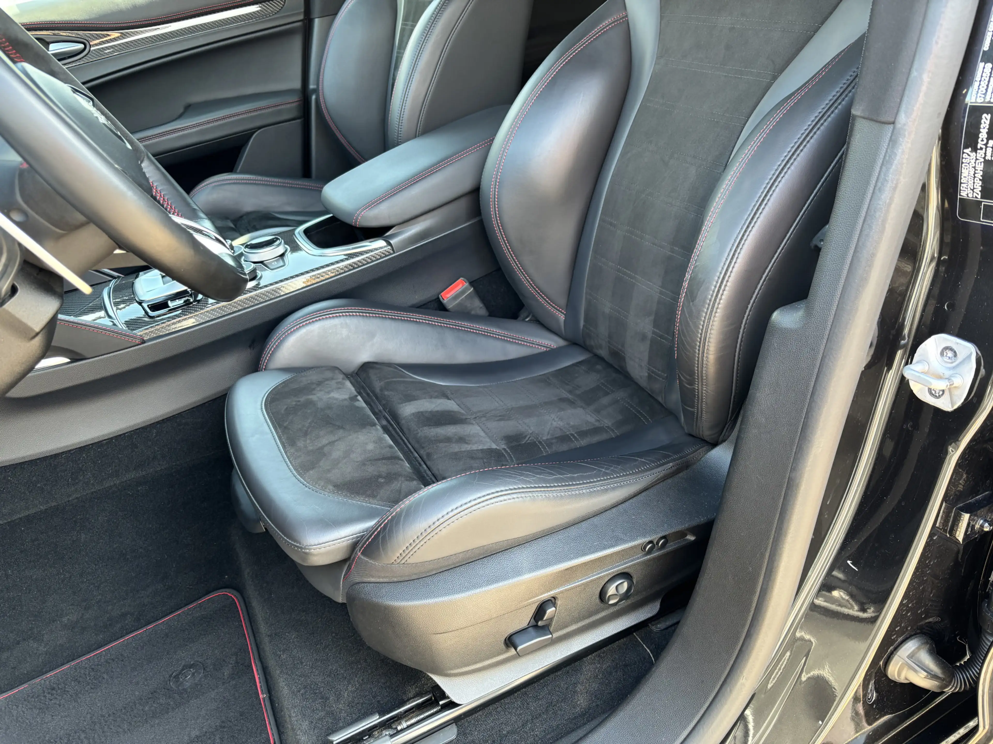 Alfa Romeo Stelvio 2.9 V6 AWD Quadrifoglio MY2021 | BTW-auto! | Carbo — photo 46