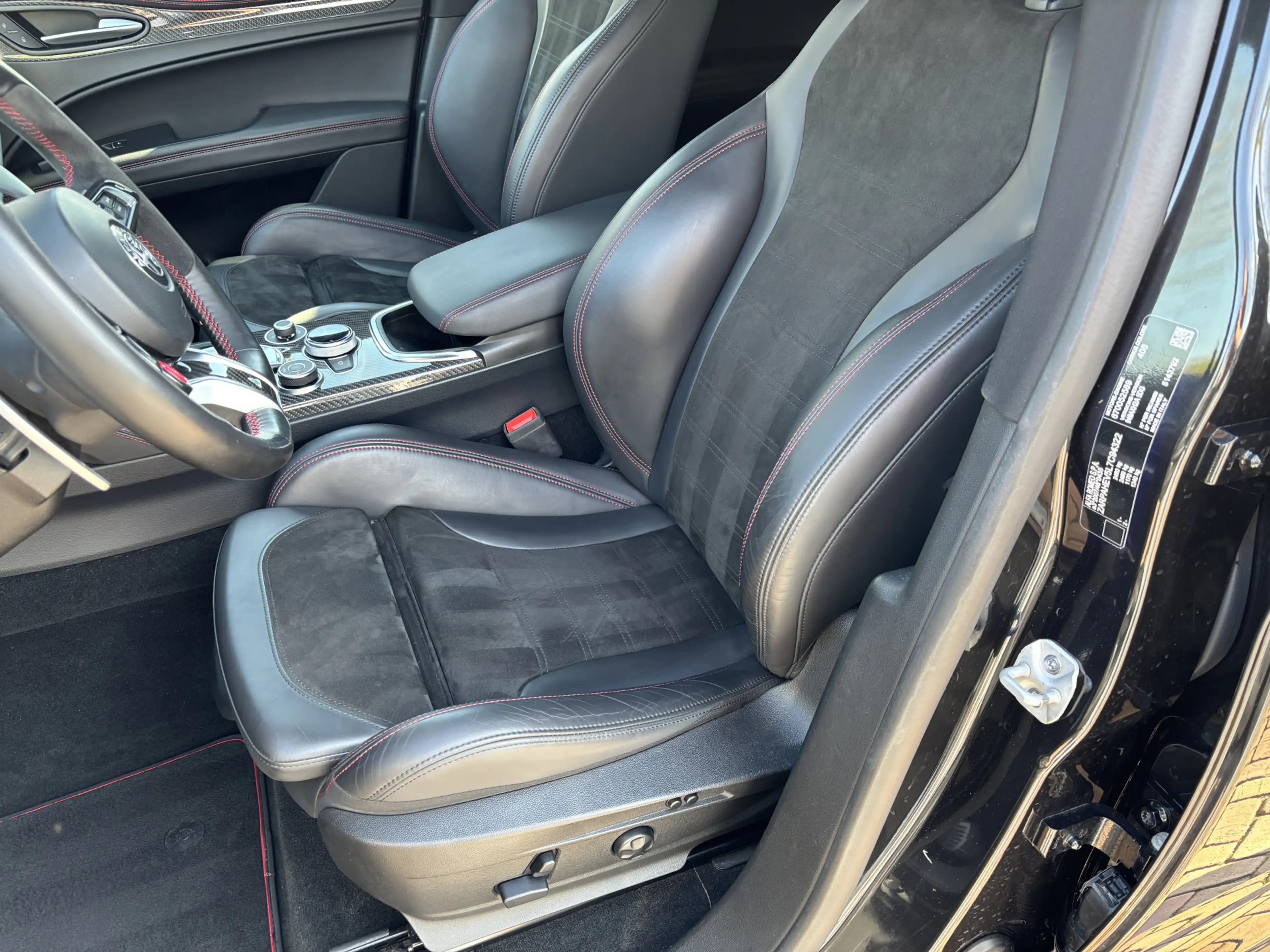 Alfa Romeo Stelvio 2.9 V6 AWD Quadrifoglio MY2021 | BTW-auto! | Carbo — photo 47