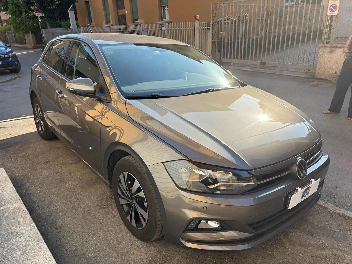 Volkswagen Polo 1.0 TGI 5p. Highline BlueMotion Tech "ProMMo" Grigio - 1