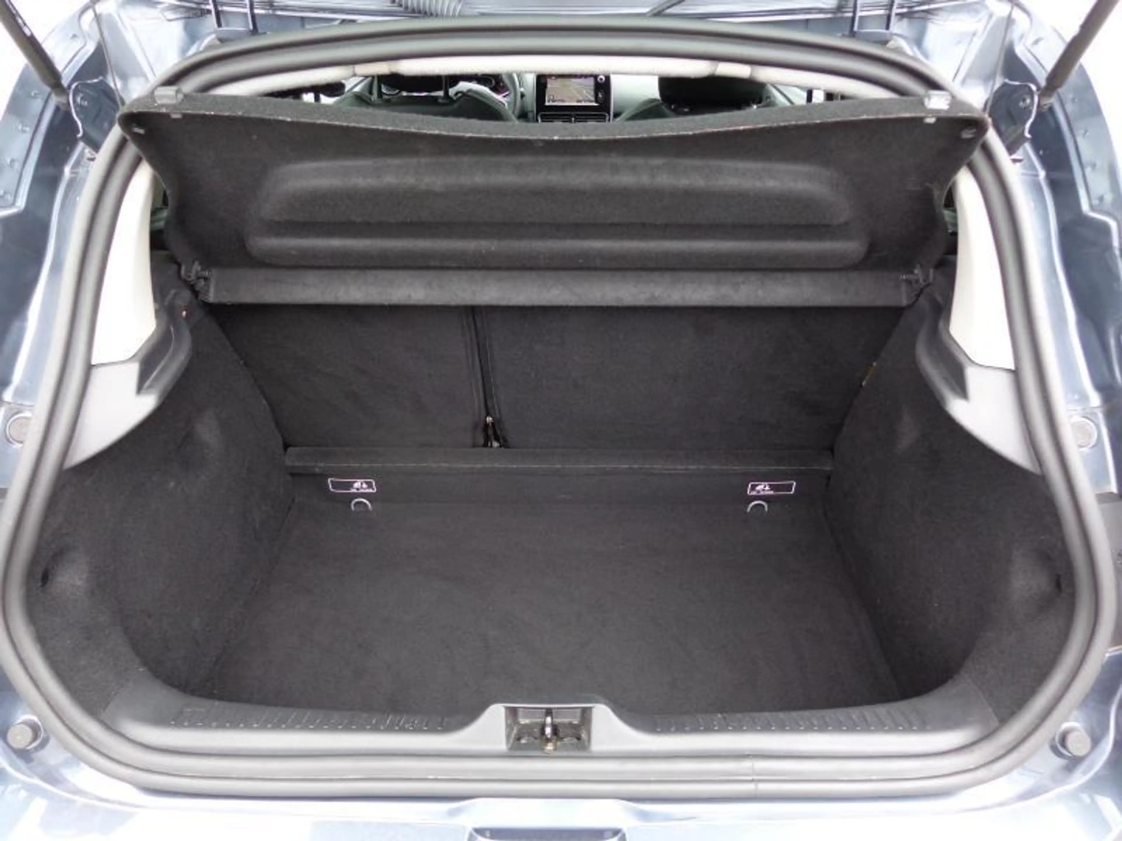Renault Clio 1.2i - GPS - Clim - Toit pano — photo 15
