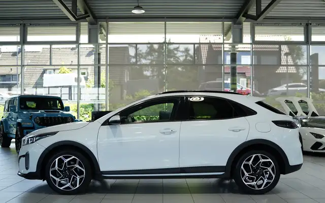 Kia XCeed view 11