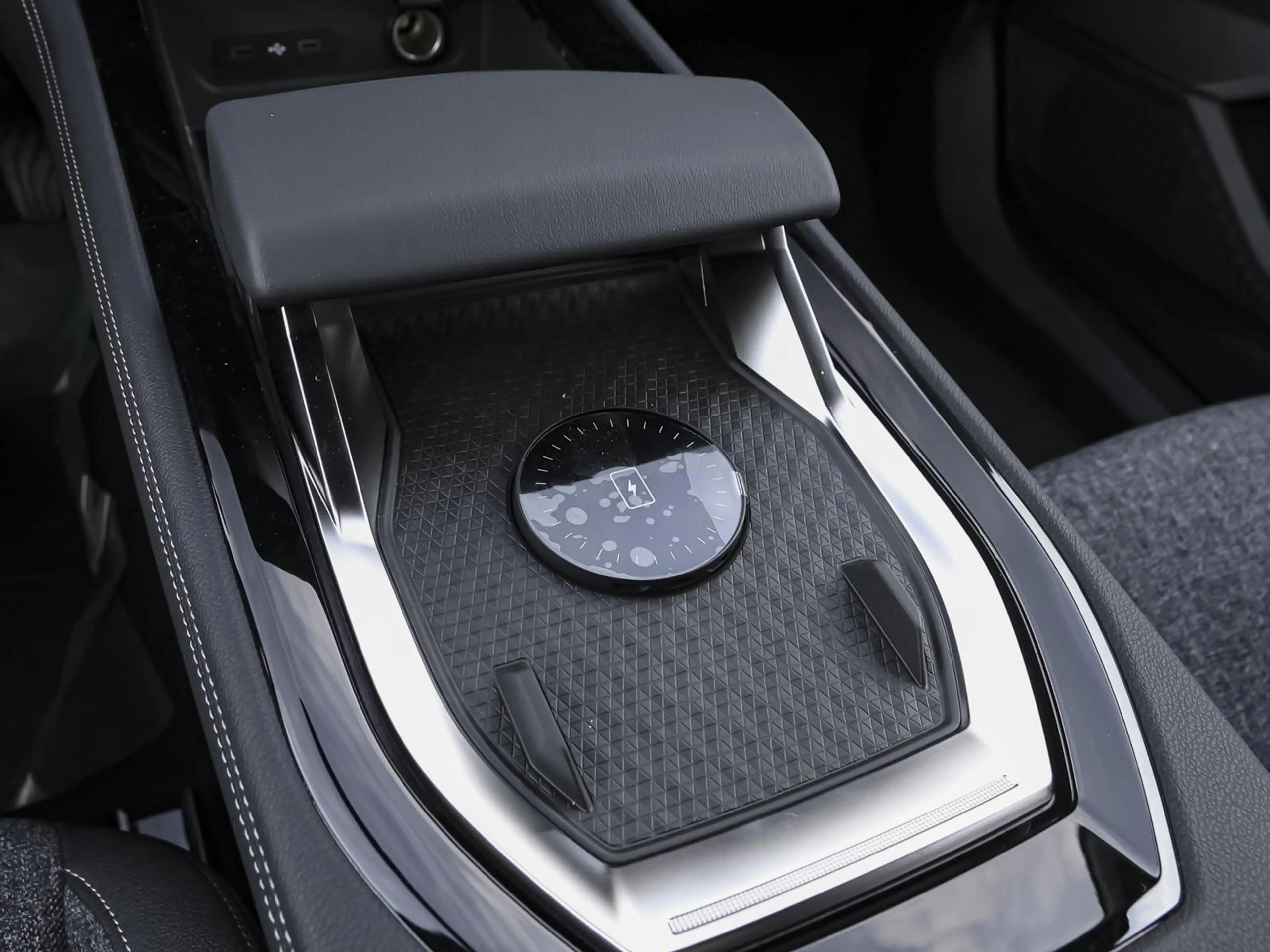Renault Rafale Techno Full Hybrid E-Tech 200 — photo 10