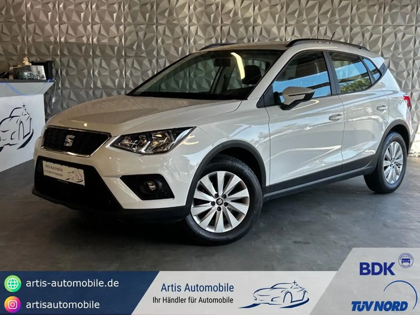 SEAT Arona Style CARPLAY-NAVI*SITZHEIZUNG* Weiß - 1