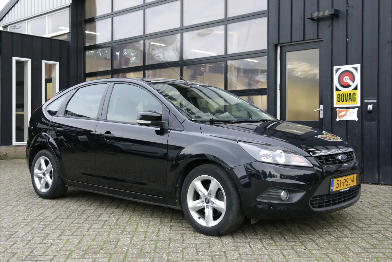 Ford Focus 1.6 Comfort | Airco | Cruise | NL-Auto | Goed Onde Noir - 1