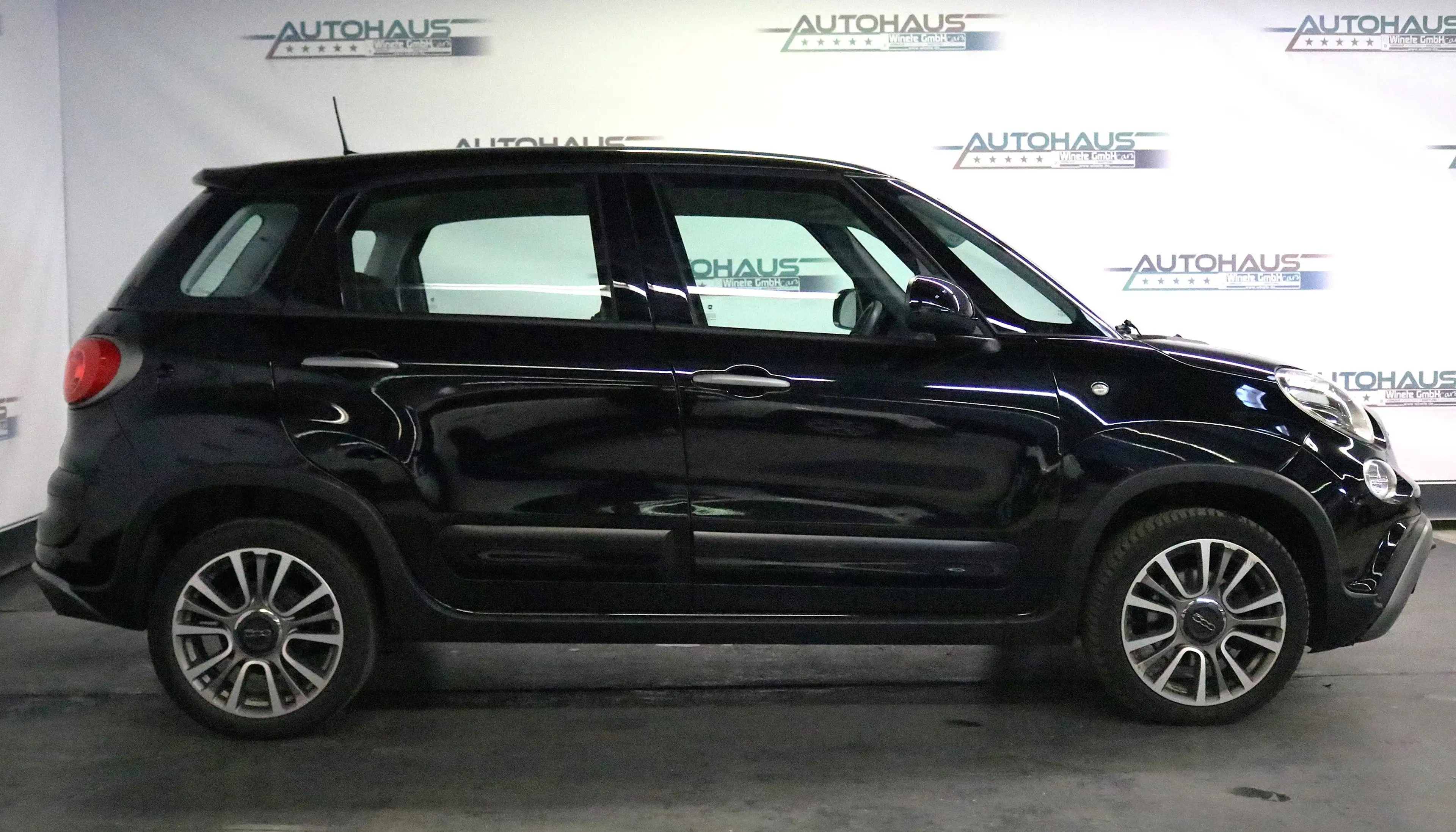 Fiat 500L 1.4  Cross *2HAND*Panorama*LED*PDC*Klimaaut*u.v.m — photo 3