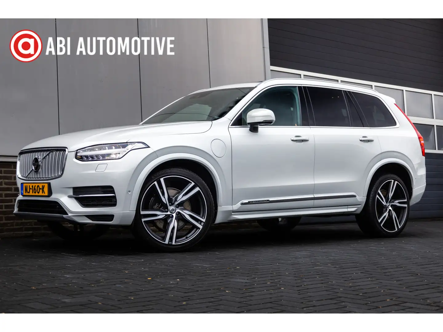 Volvo XC90 2.0 T8 408 pk Twin Engine AWD Inscription 7-persoo Wit - 1