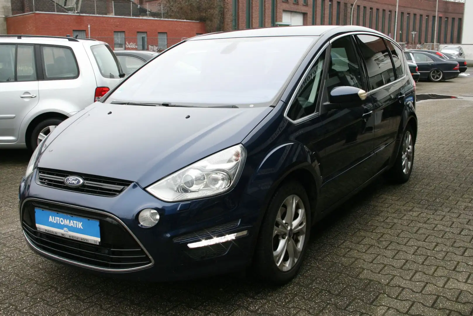 Ford S-Max S-MAX Titanium Automatik | 8-fach Bereift Azul - 2
