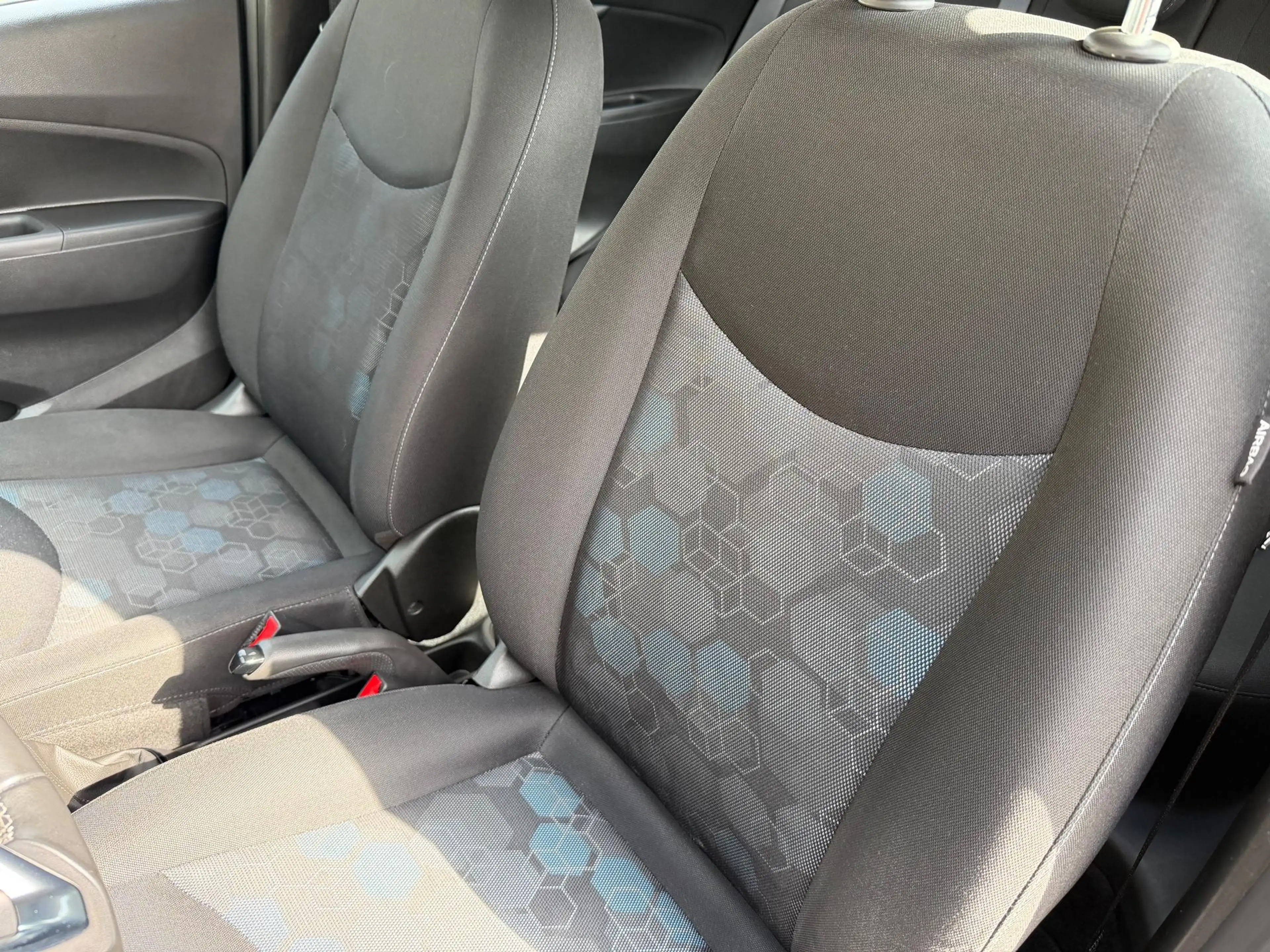 Opel Karl Rocks 1.0 54 kW (73 PS), Schalt. 5-Gang, Fronta... — photo 8