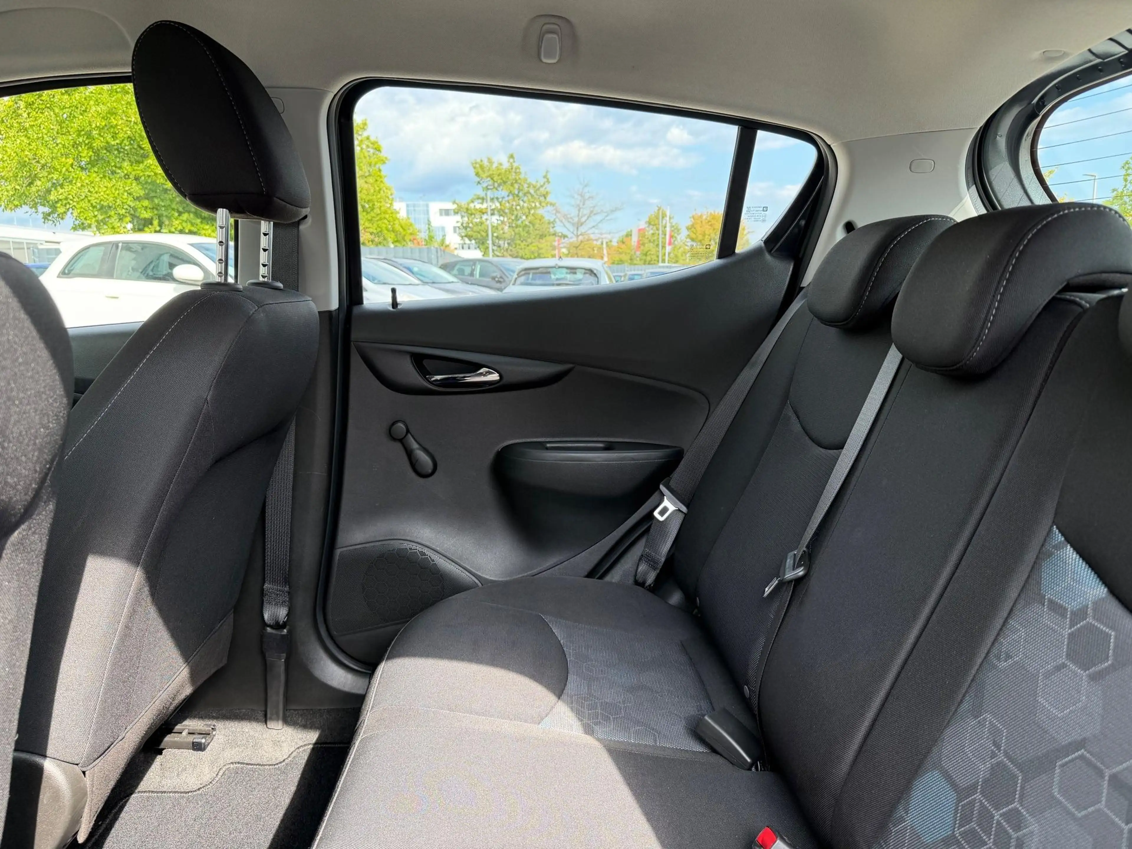 Opel Karl Rocks 1.0 54 kW (73 PS), Schalt. 5-Gang, Fronta... — photo 9