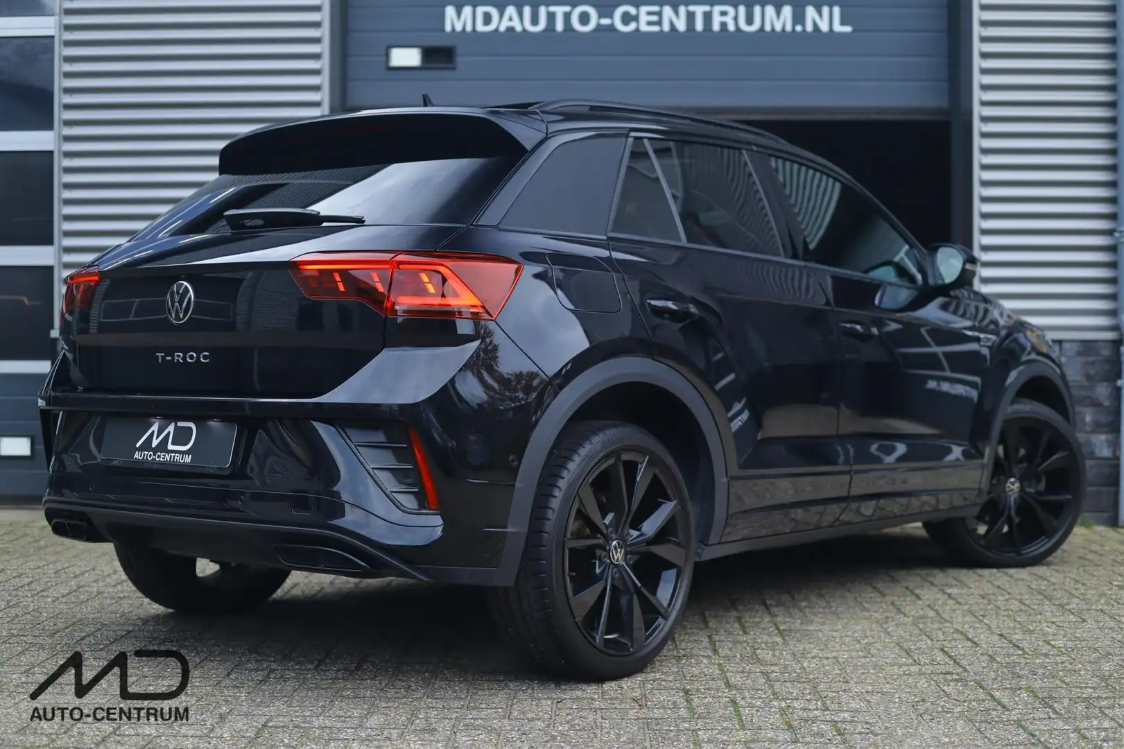 Volkswagen T-Roc 1.5 TSI 3x R-Line| Pano| Black edition| Leder Zwart - 2