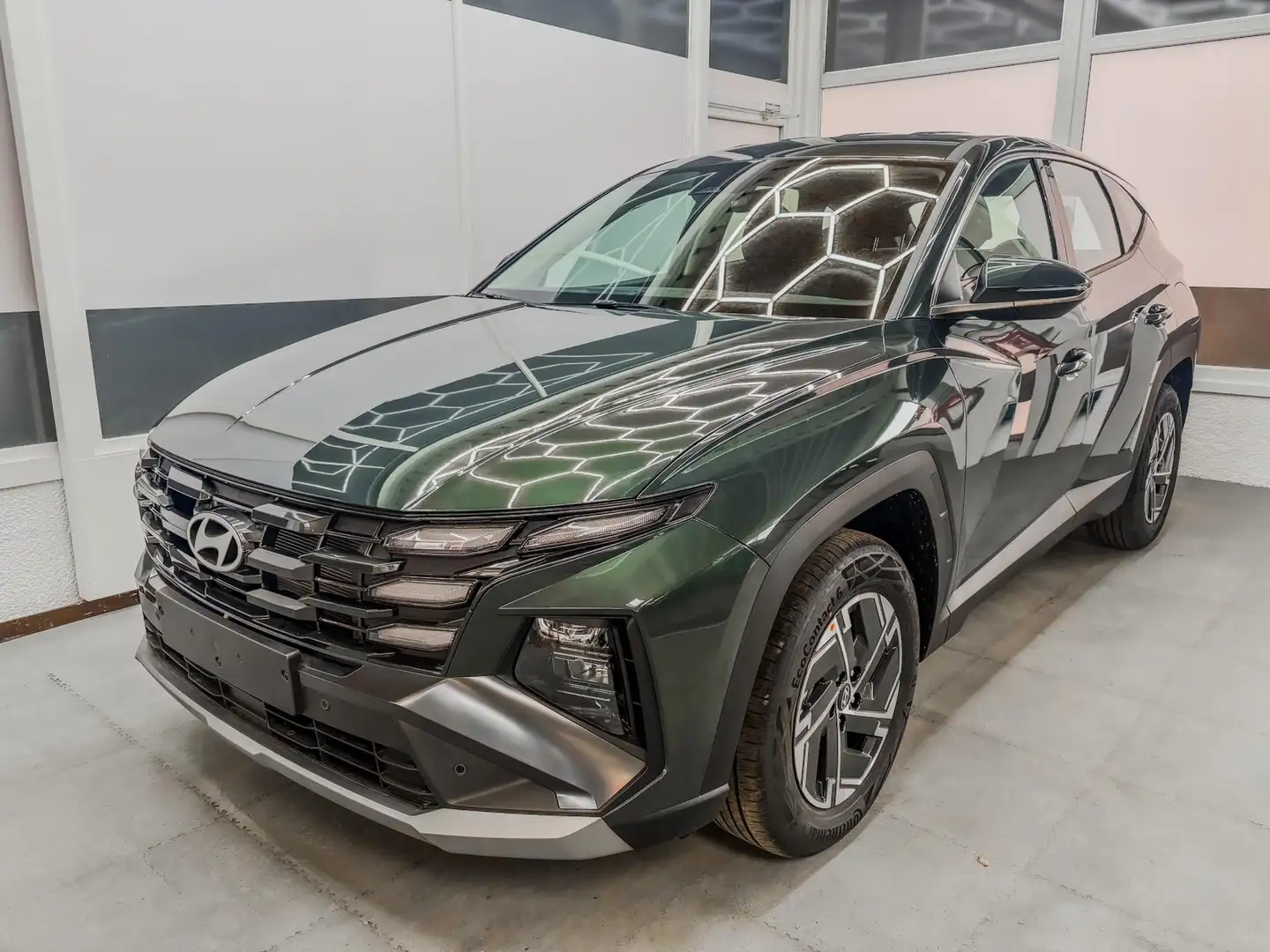 Hyundai TUCSON TREND SHZ NAVI PDC RFK 1.6 T-GDi LP 110,3kW/150... Grün - 1