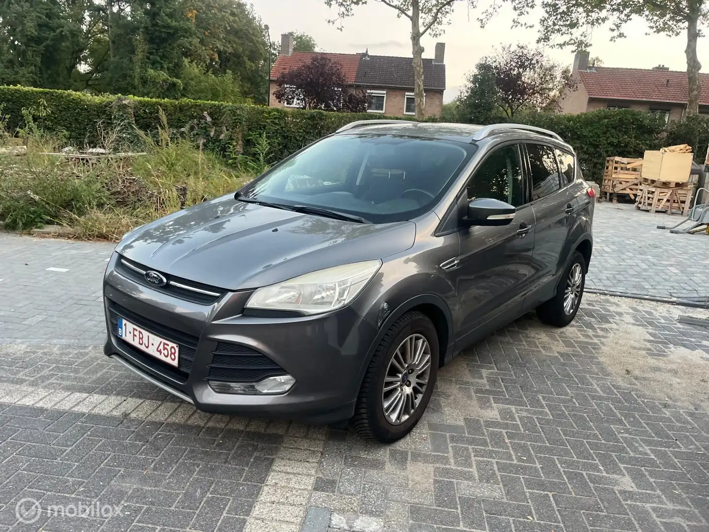 Ford Kuga 1.6 Titanium * MOTOR DEFECT *BELGISCHE PAPIEREN Gris - 1