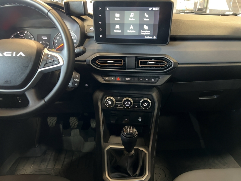 Dacia Jogger EXTREME+ TCe 110 7-SITZER — photo 12