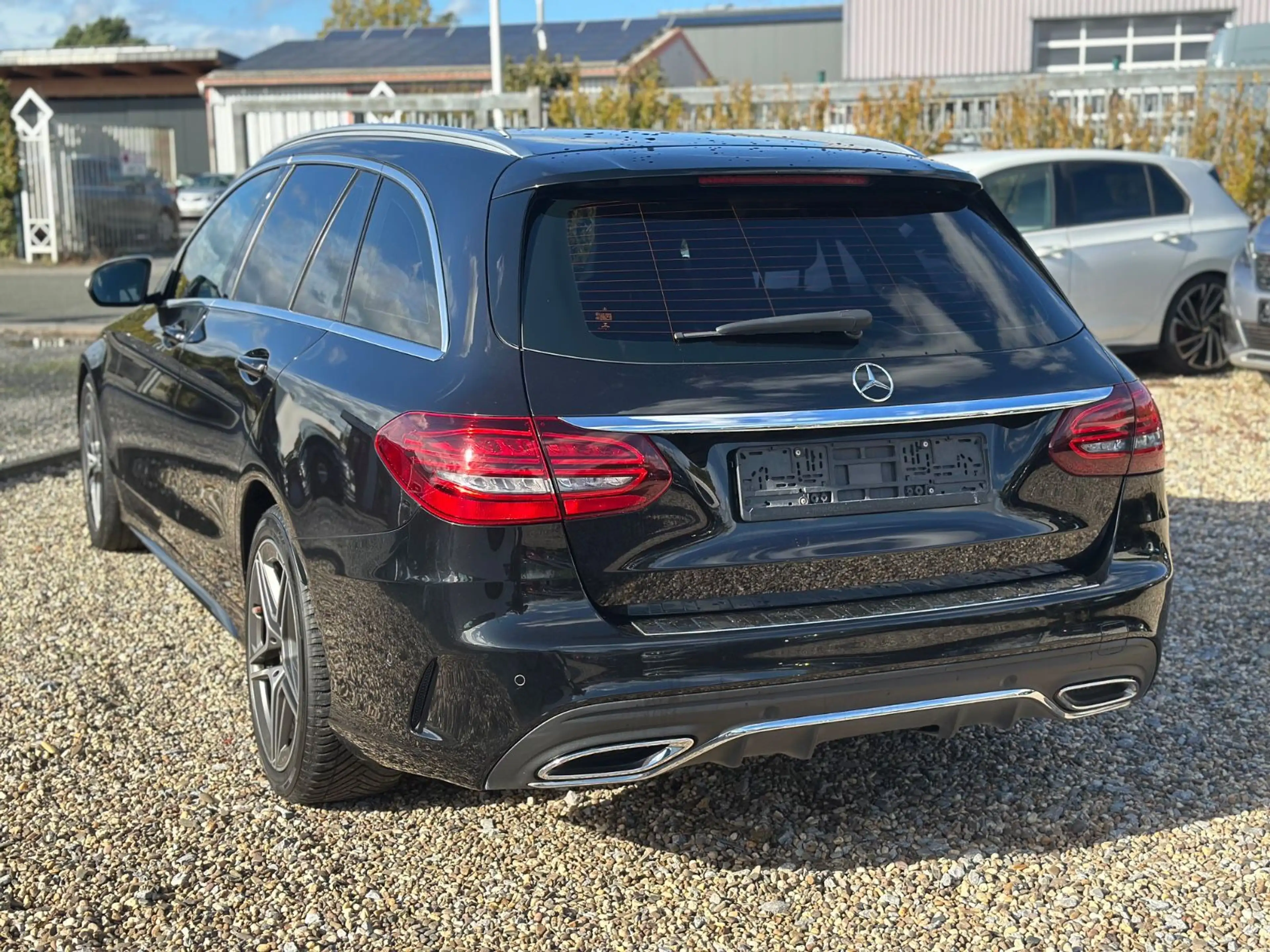 Mercedes-Benz C 220 d T AMG Line Distronic Navi LED Kamera AHK — photo 4