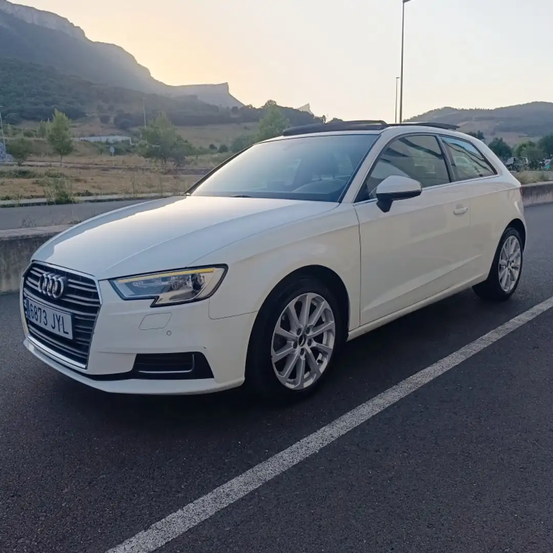 Audi A3 1.6TDI Design Edition 85kW Blanco - 1