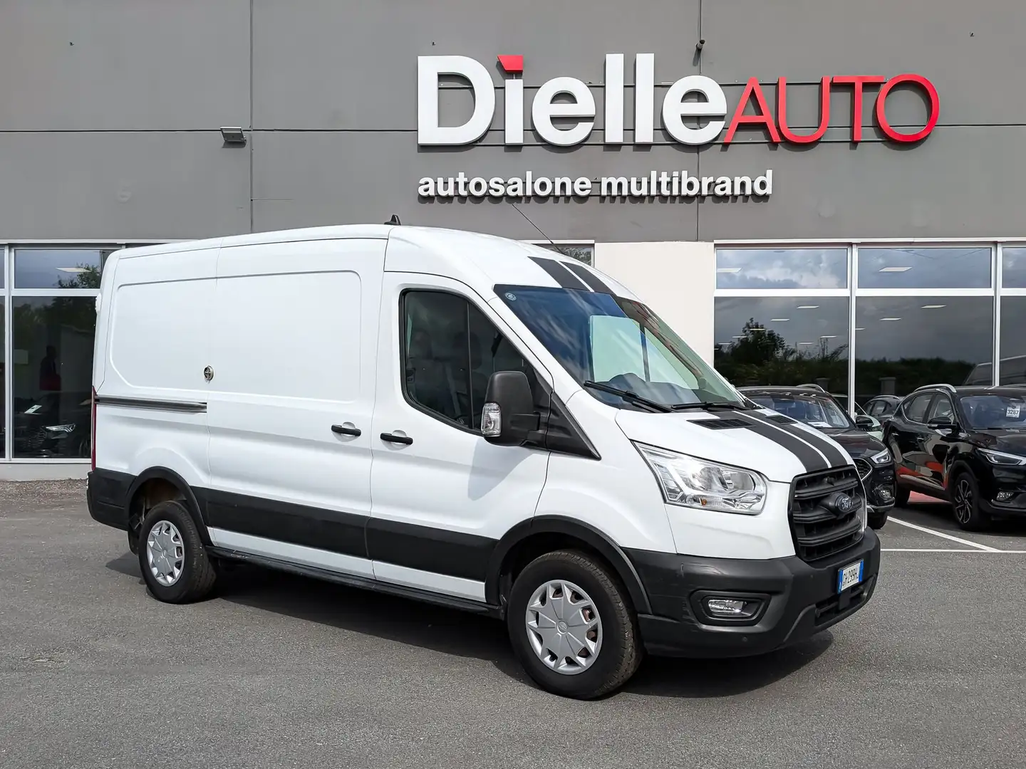 Ford Transit 330 2.0TDCi EcoBlue 130CV PM-TM L2H2 Furg Bianco - 1