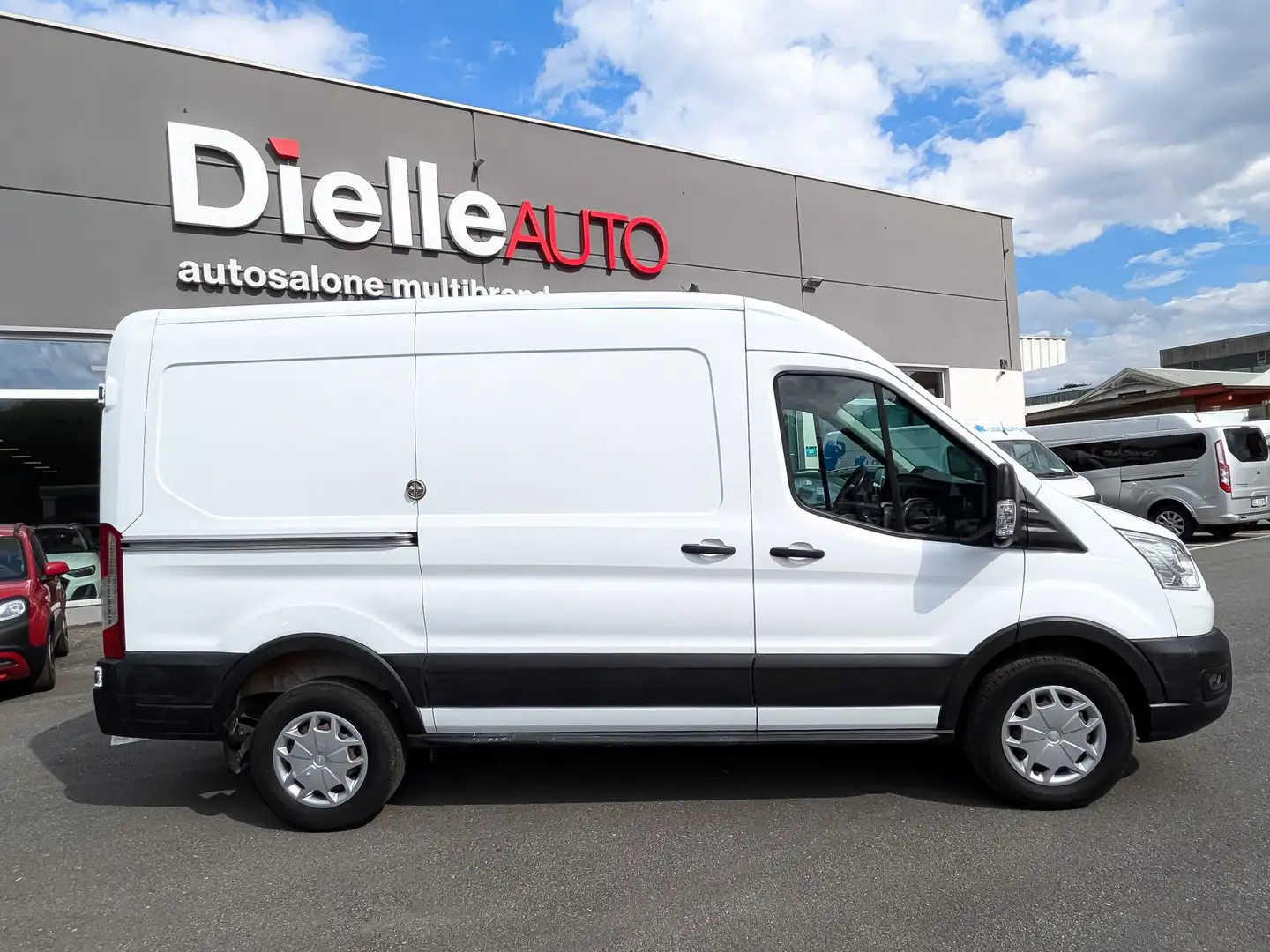 Ford Transit 330 2.0TDCi EcoBlue 130CV PM-TM L2H2 Furg Bianco - 2