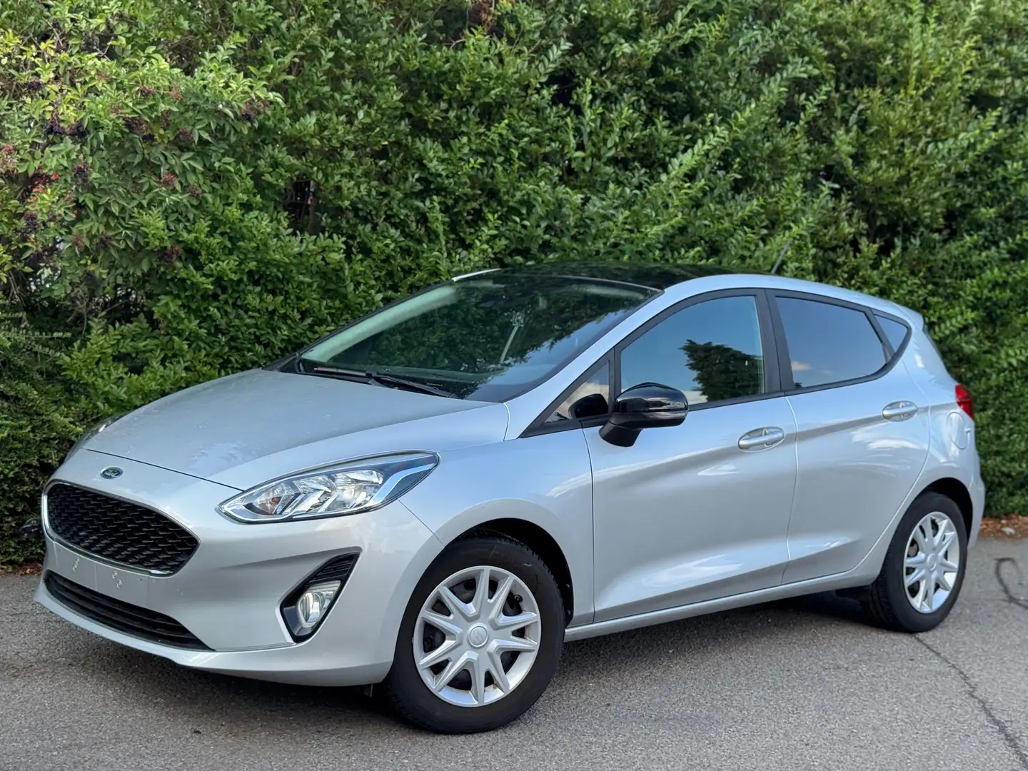 Ford Fiesta Fiesta 1.0 EcoBoost Titanium MOTOR NO START Plateado - 1