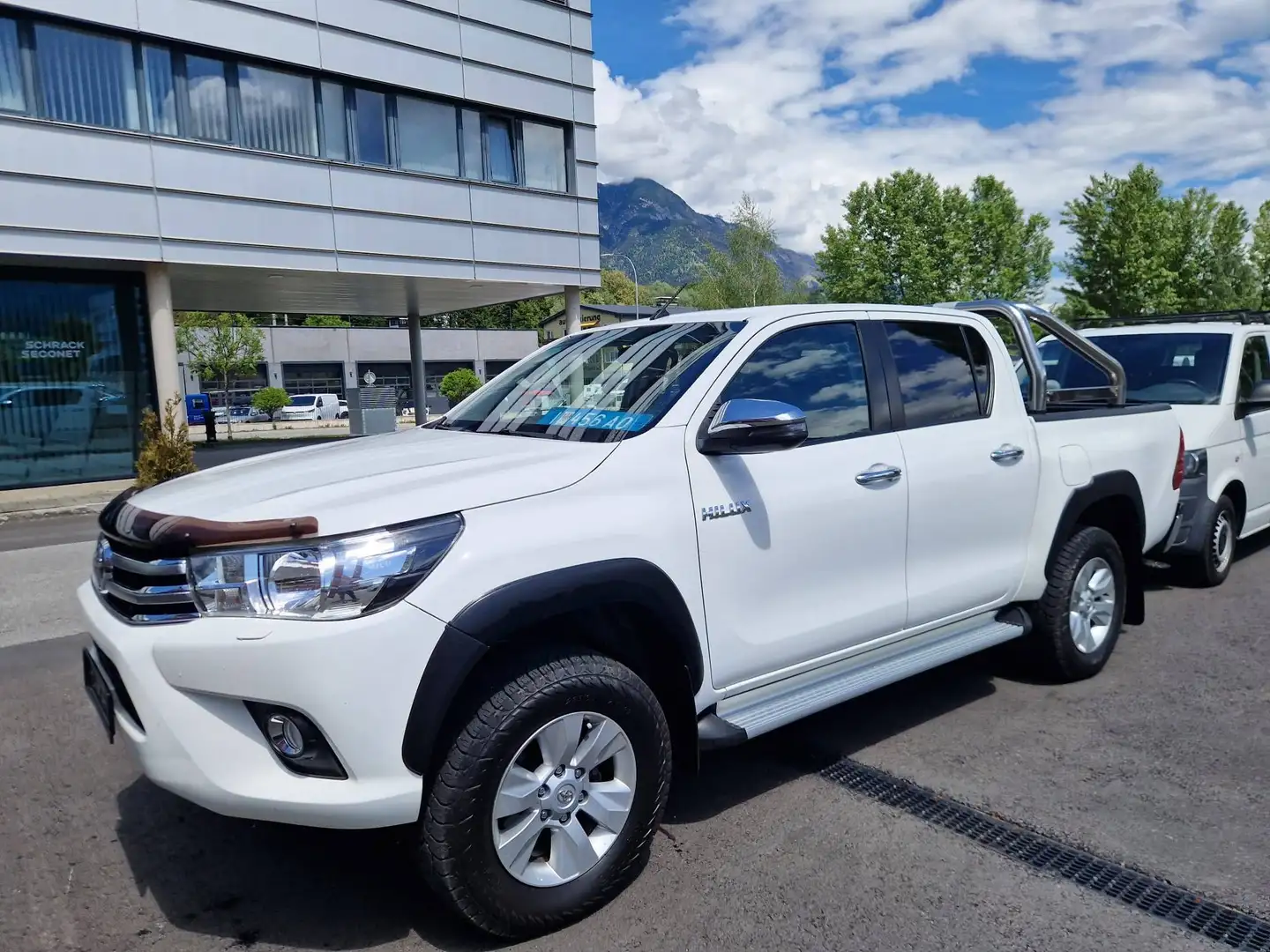 Toyota Hilux 2.4D  4x4 DC Comfort. 3.5T AHK- Pickerl neu! Top Zustand Weiß - 1
