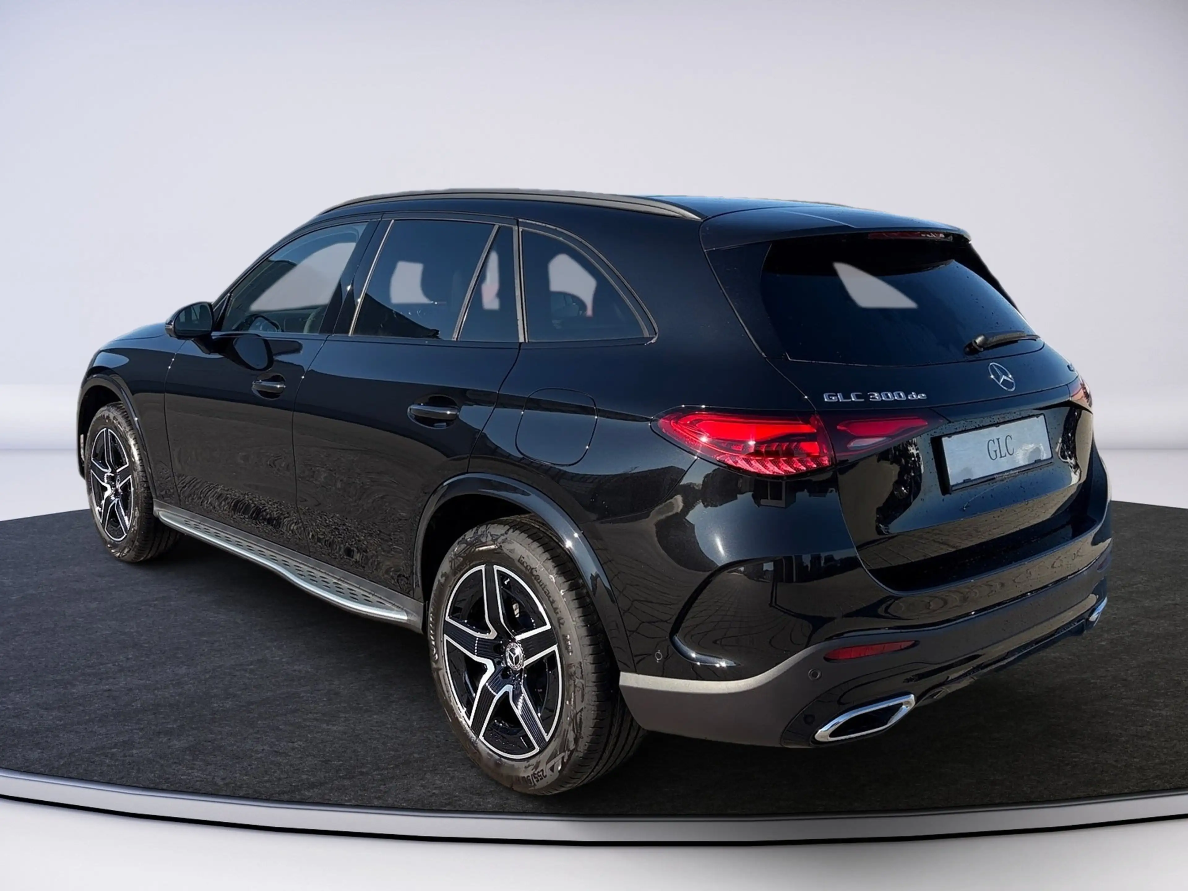 Mercedes-Benz GLC 300 de 4Matic AMG Line 2xKlima 360 AUT Kam. — photo 4