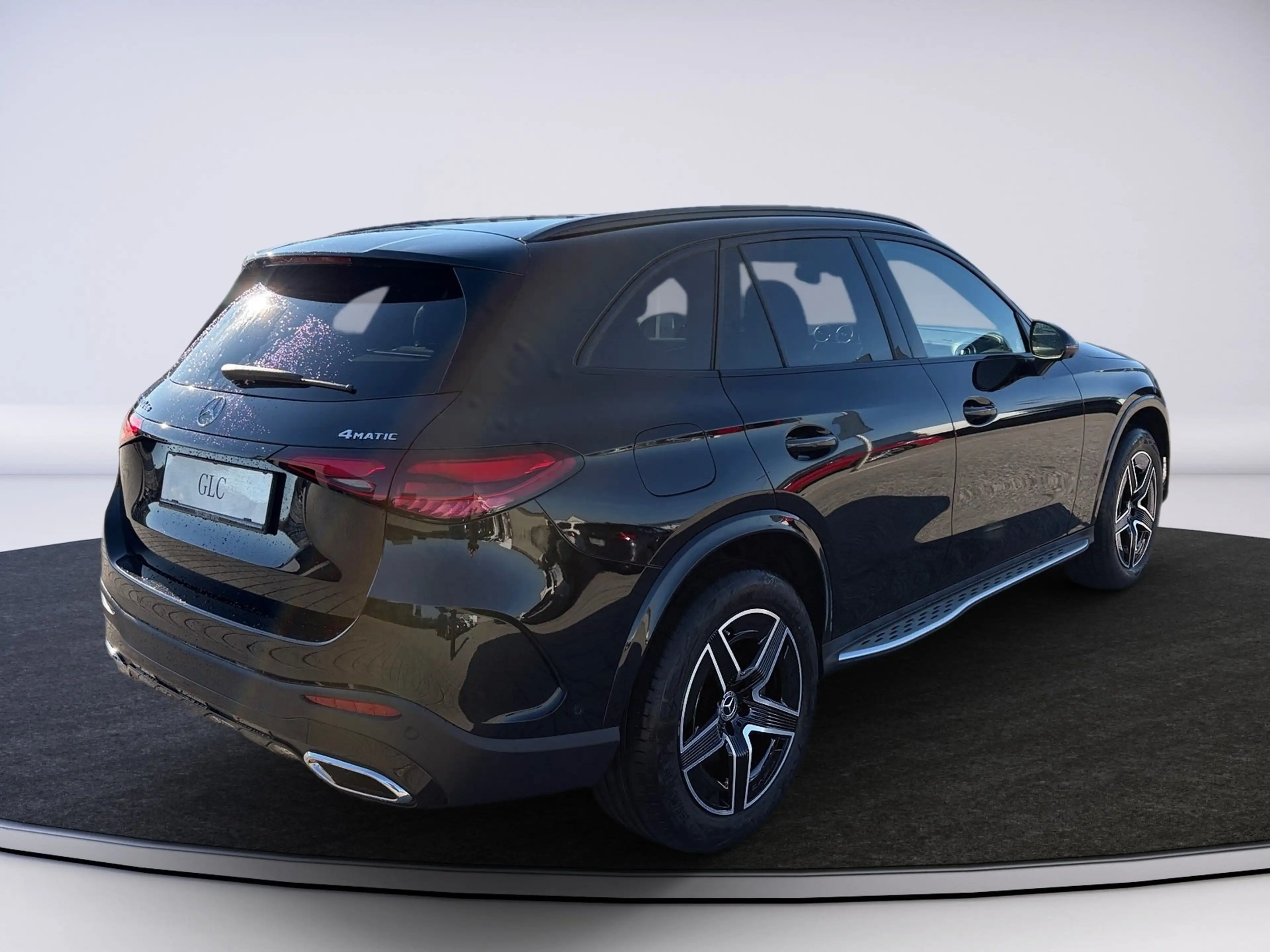 Mercedes-Benz GLC 300 de 4Matic AMG Line 2xKlima 360 AUT Kam. — photo 6